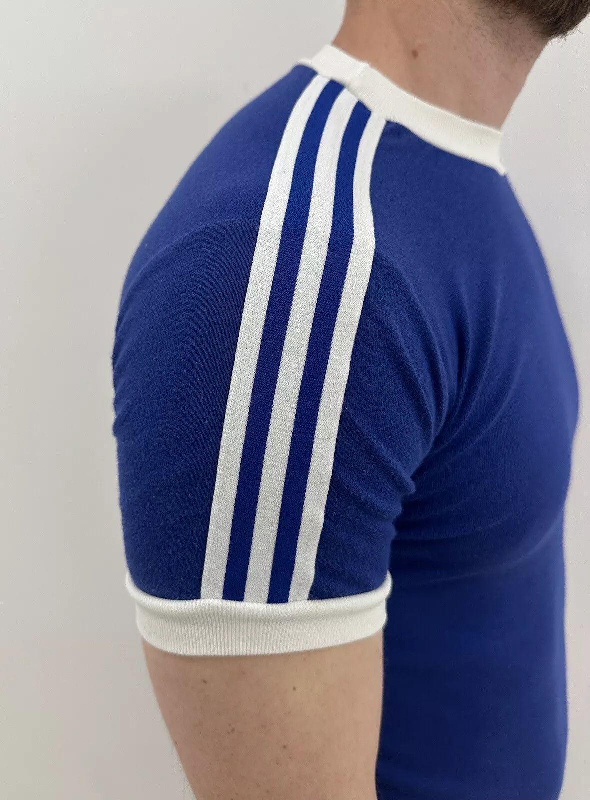 Adidas Vintage 1980s Adidas Hodr Shirt Tee Slim Fit made in Ireland Size US M / EU 48-50 / 2 - 8 Thumbnail