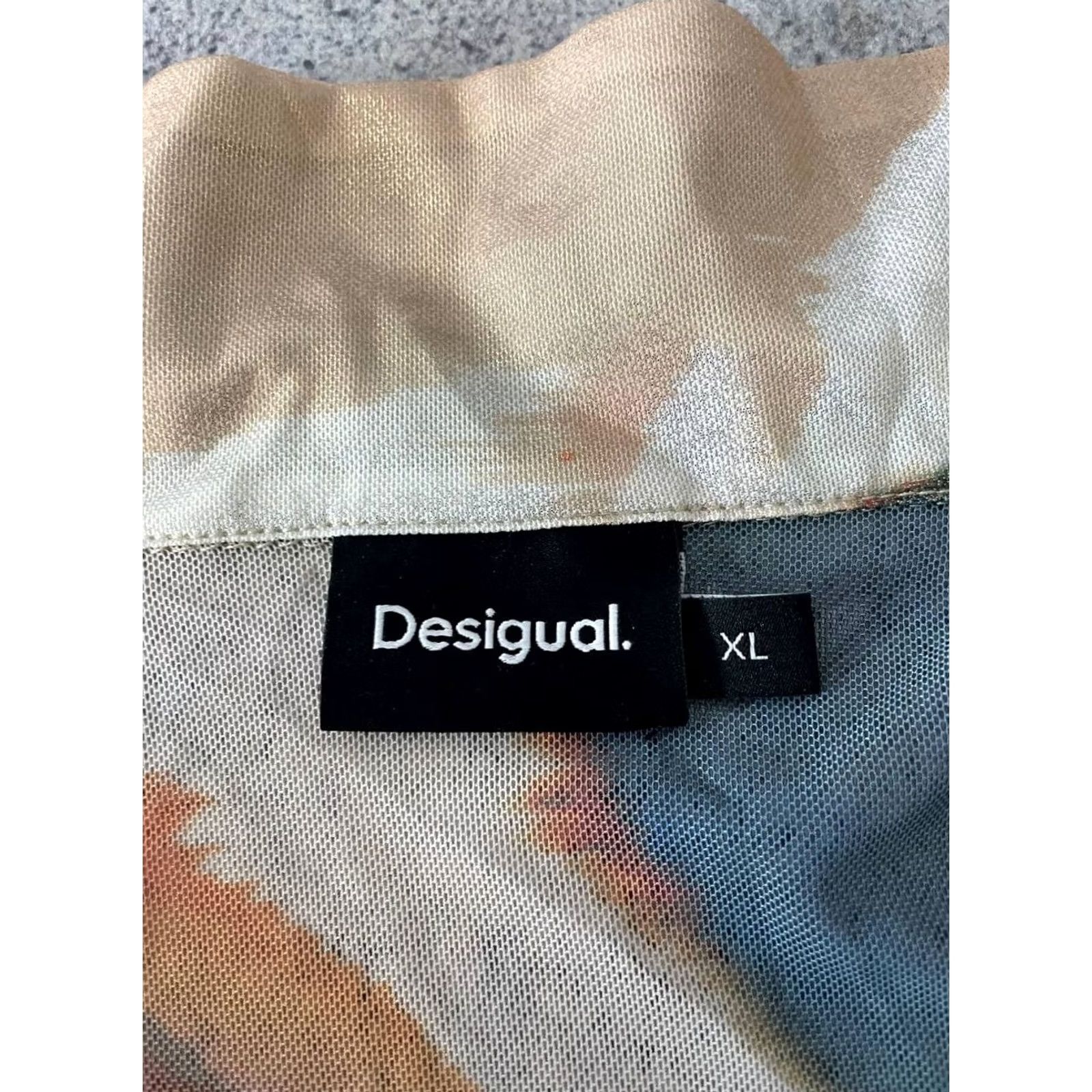 Desigual Desigual Blouse Shirt Women's XL Multicolor Abstract Print Polyester Button-Up Collared Casual Sleeve Size XL / US 12-14 / IT 48-50 - 3 Thumbnail