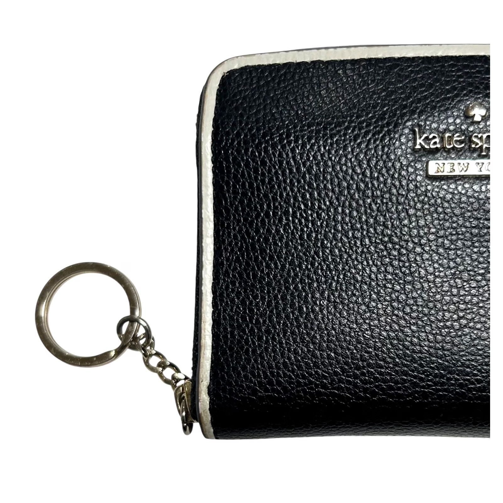 Vintage Kate Spade New York Black Pebbled Leather Zip Around Wallet Key Ring White Trim Woman Small Black Zip-Around Credit Card City Preppy Men/Women Size ONE SIZE - 4 Thumbnail