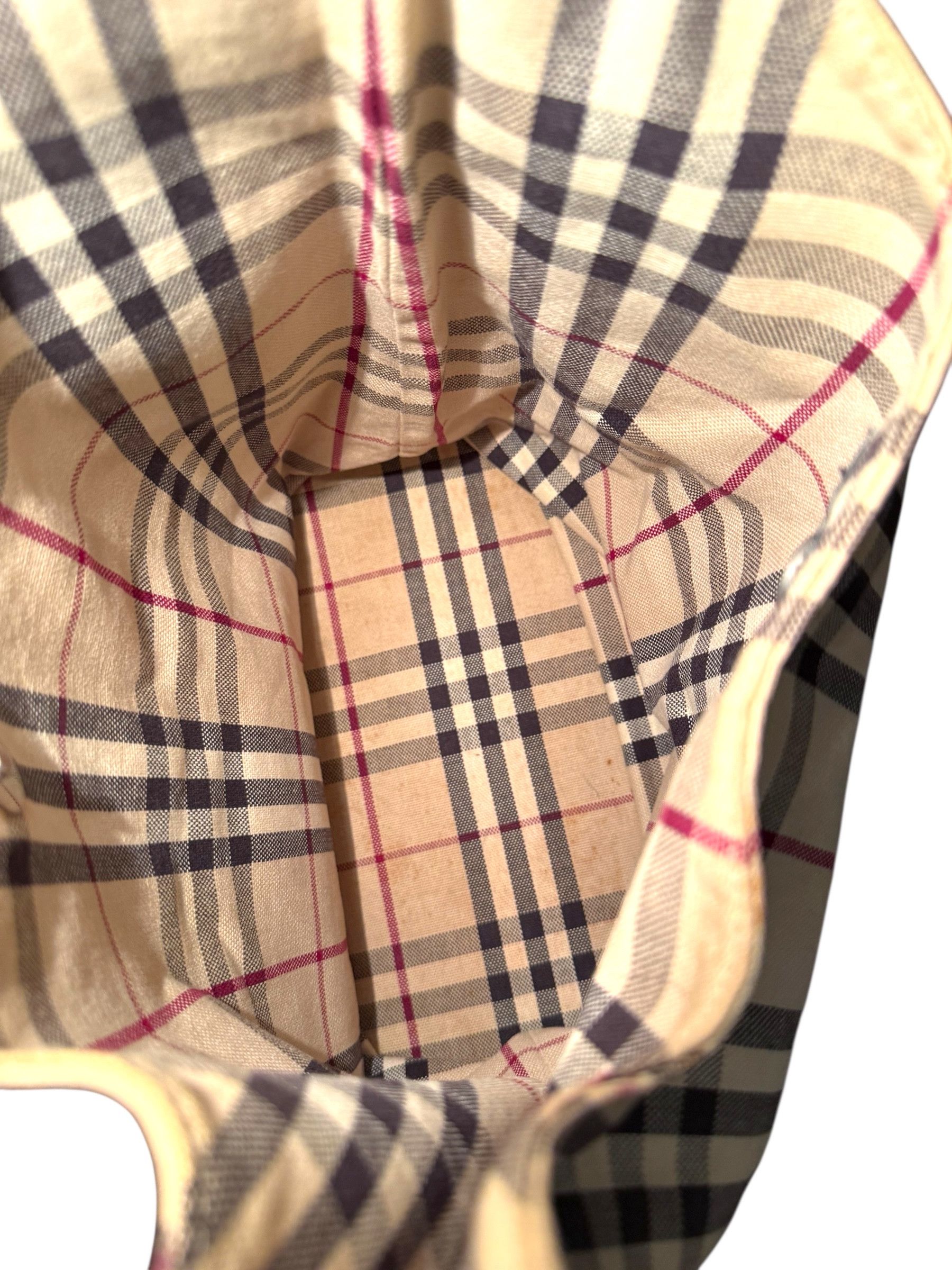 Burberry Vintage Burberry Lola Bucket Cloth Handbag Size ONE SIZE - 7 Thumbnail