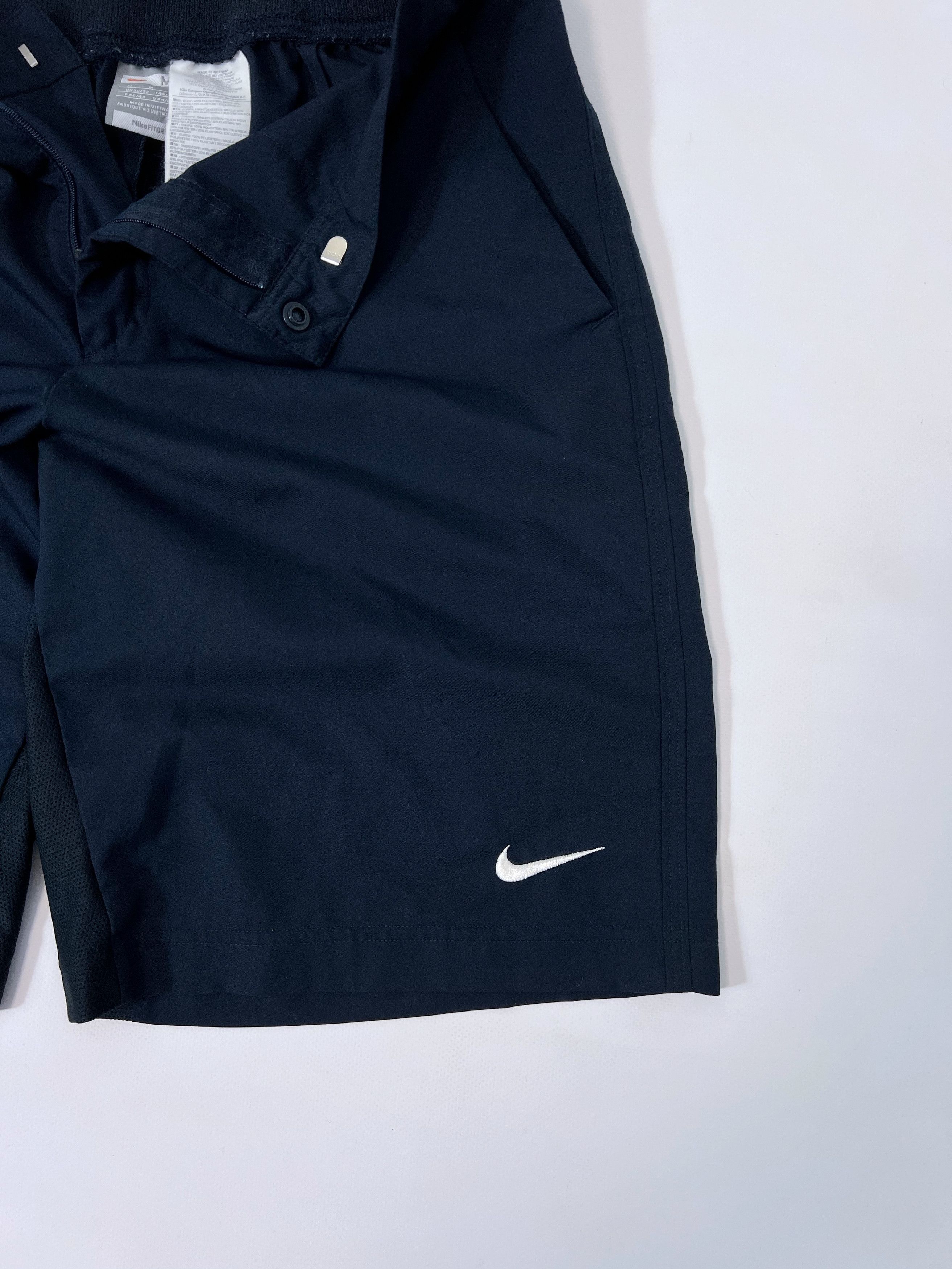 Nike Nike shorts tennis vintage Size US 32 / EU 48 - 2 Thumbnail