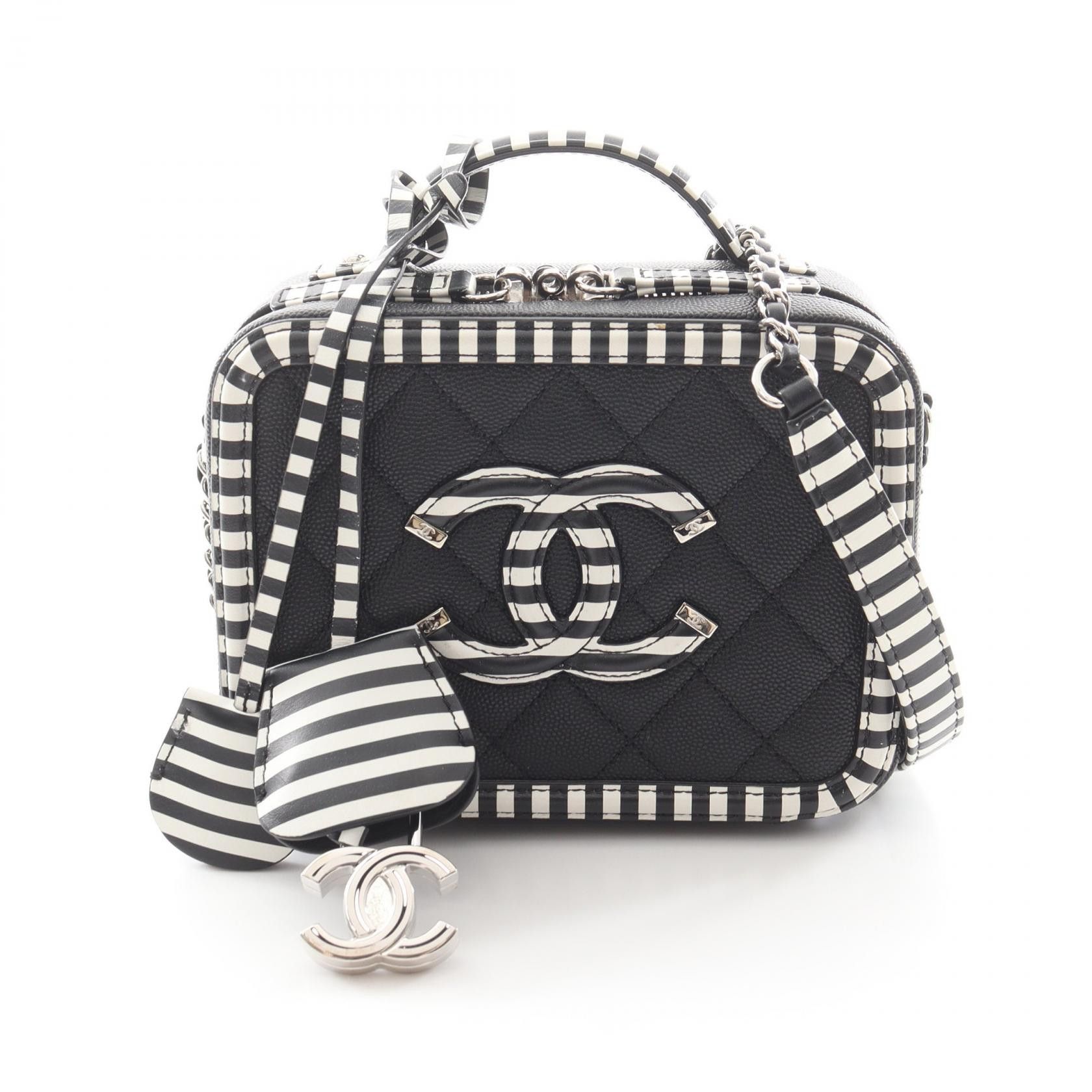 Chanel Chanel Chanel CC Filigree Grained Calfskin 2way Shoulder Bag Leather Vanity Bag A93342 Size ONE SIZE - 1 Thumbnail