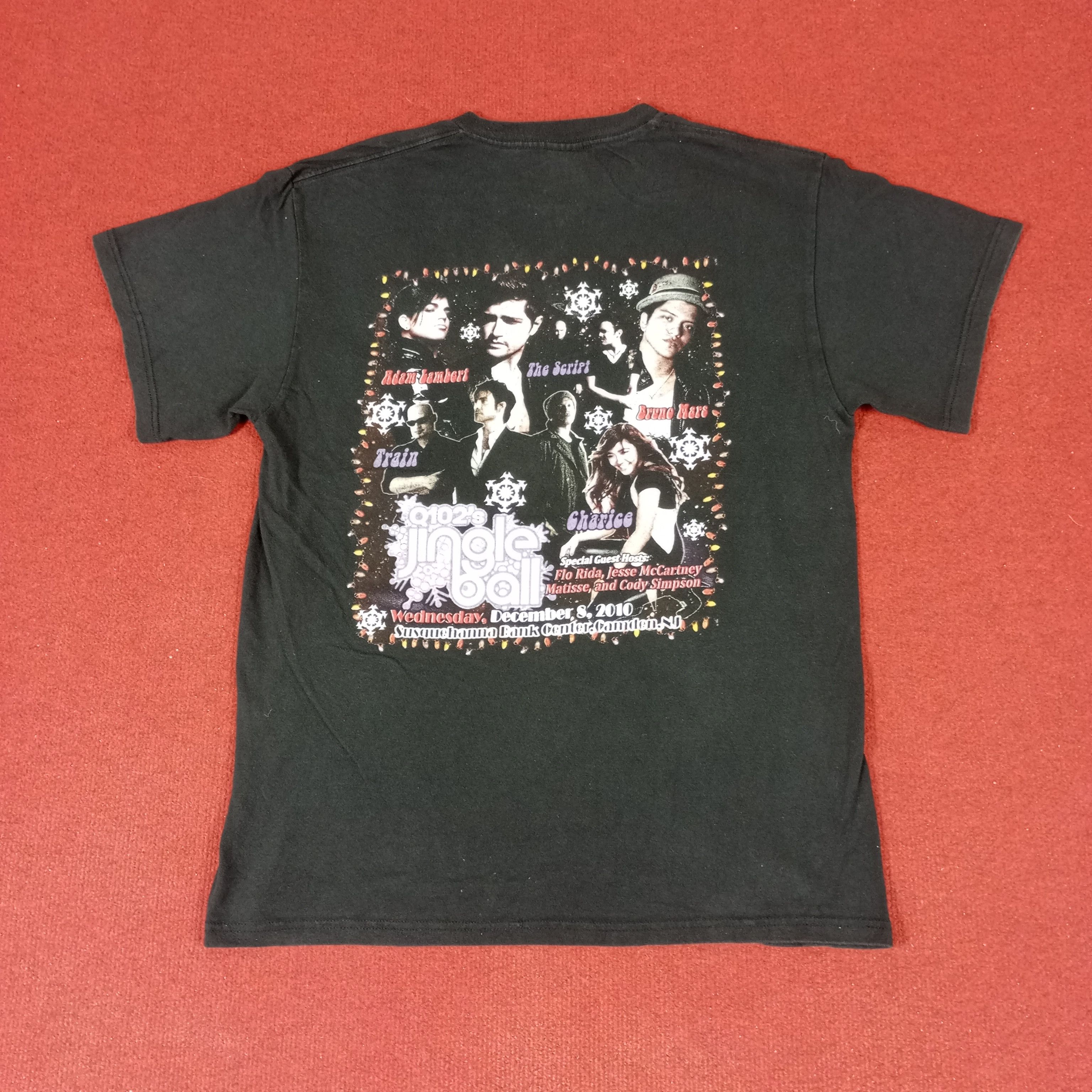 Band Tees × Justin Bieber × Vintage Jingle Ball Justin Bieber Salena Gomez Singer Music Tshirt Size US M / EU 48-50 / 2 - 3 Thumbnail