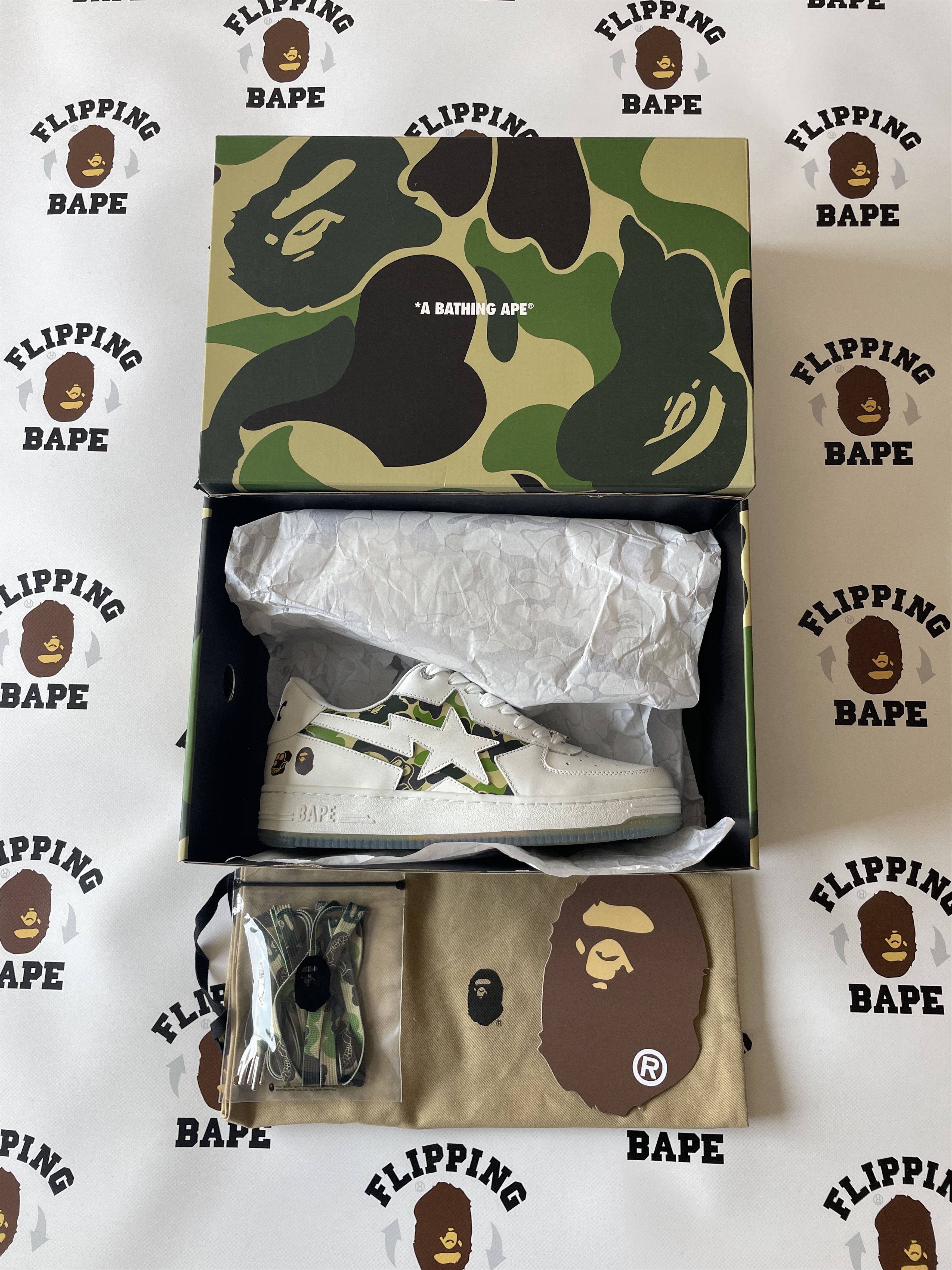 Bape BAPE® X BAYC (BORED APE YACHT CLUB) BAPE STA 2 Size US 8 / EU 41 - 13 Thumbnail