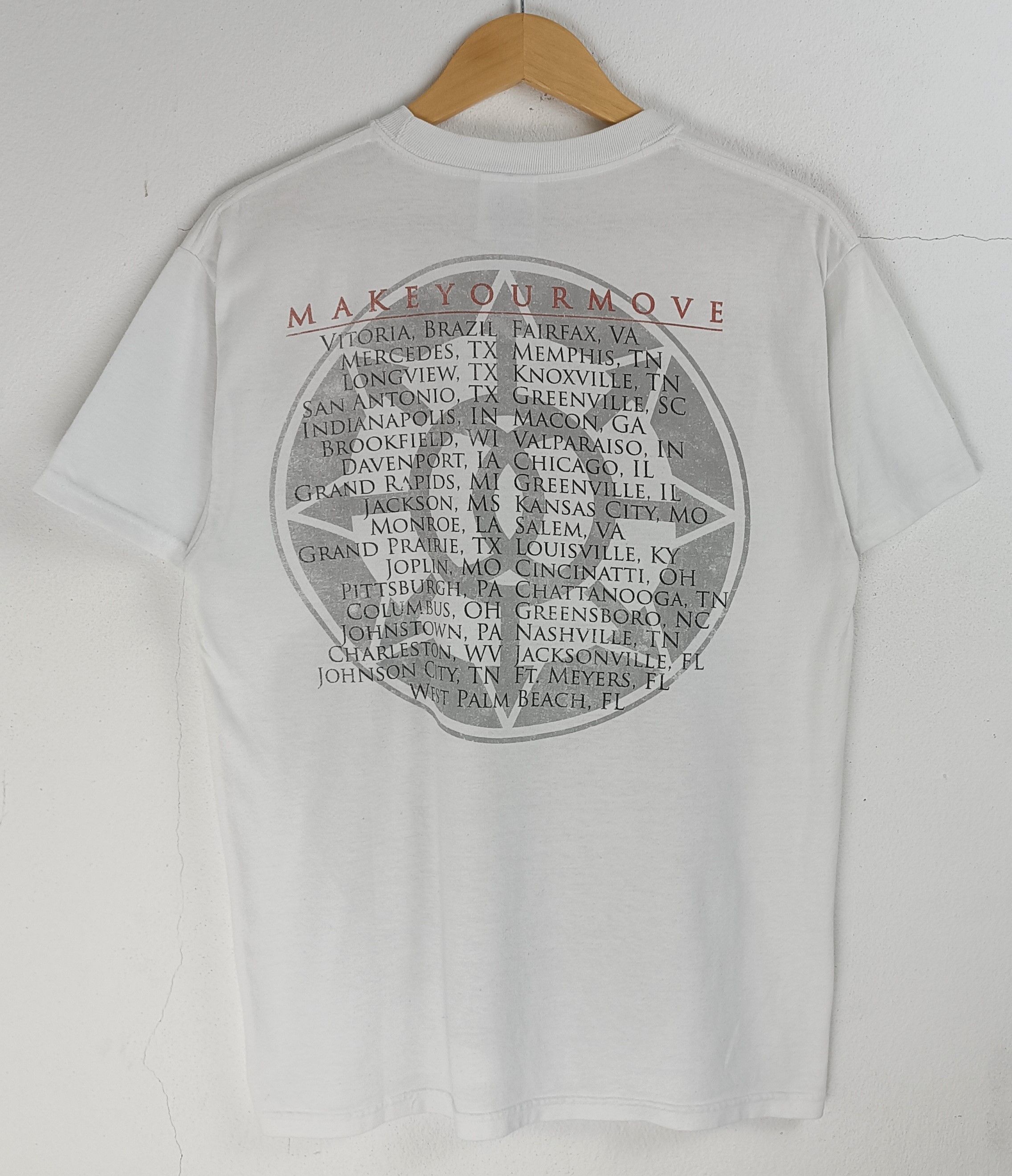 Band Tees VINTAGE Y2K THIRD DAY CHRISTIAN ROCK TEE creed switchfoot Size US M / EU 48-50 / 2 - 4 Thumbnail