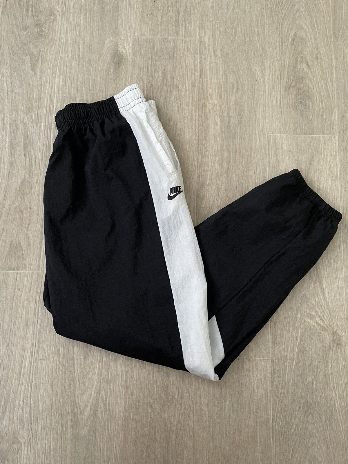 Nike Nike neylon pants Size US 38 / EU 54 - 1 Thumbnail