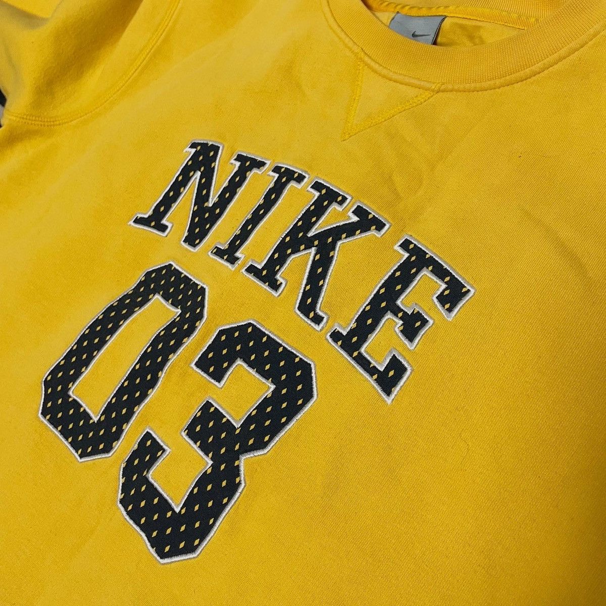 Nike Rare Vintage Sweatshirt Nike Big Logo Y2K Drill style Size US M / EU 48-50 / 2 - 4 Thumbnail