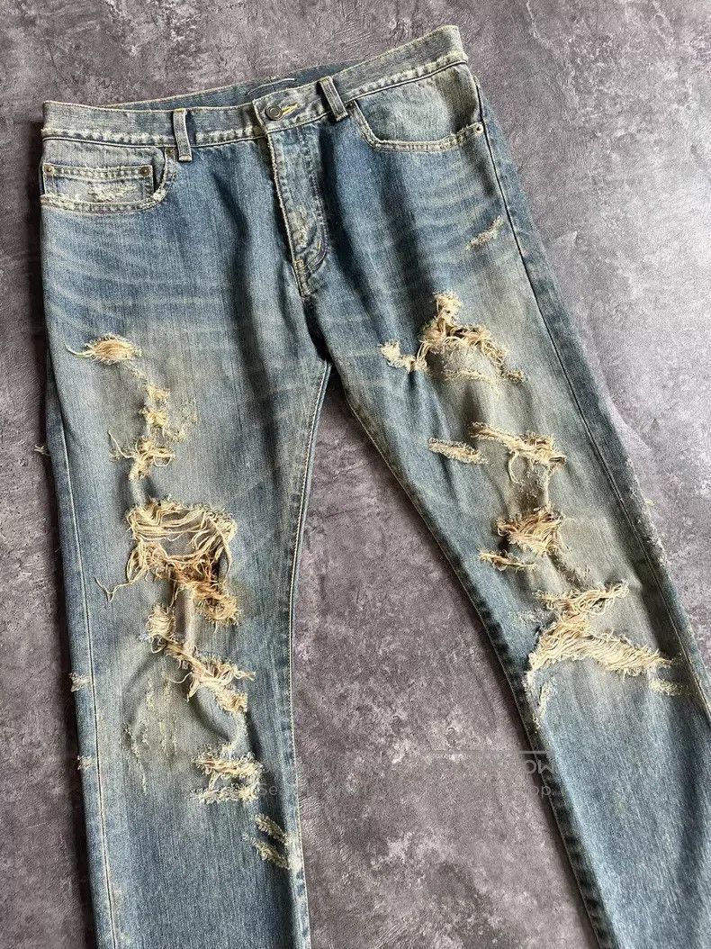 Saint Laurent Paris Saint Laurent Paris Washed Cat Whiskers Destroyed Denim Je Size US 34 / EU 50 - 3 Thumbnail