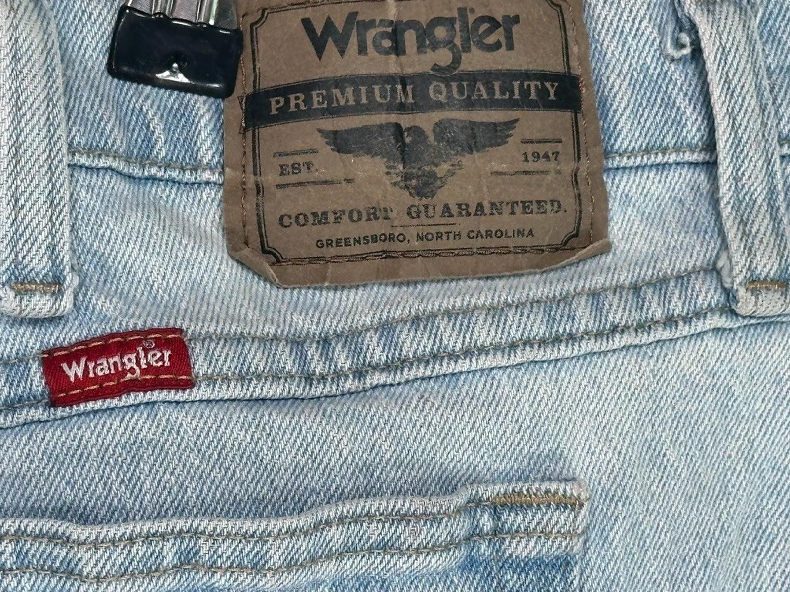 Wrangler Wrangler Men's 44/30 Premium Quality Blue Jeans Size US 44 / EU 60 - 3 Thumbnail
