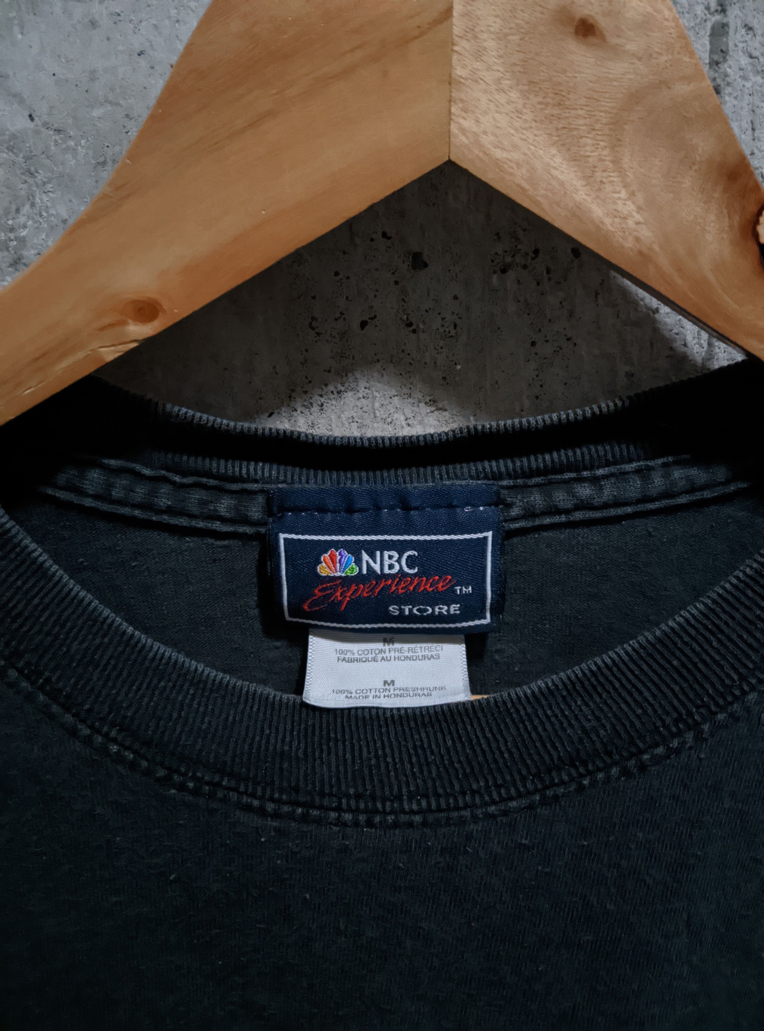 Vintage Vintage 2001 scrubs tv show distressed sun faded grunge Size US M / EU 48-50 / 2 - 5 Thumbnail