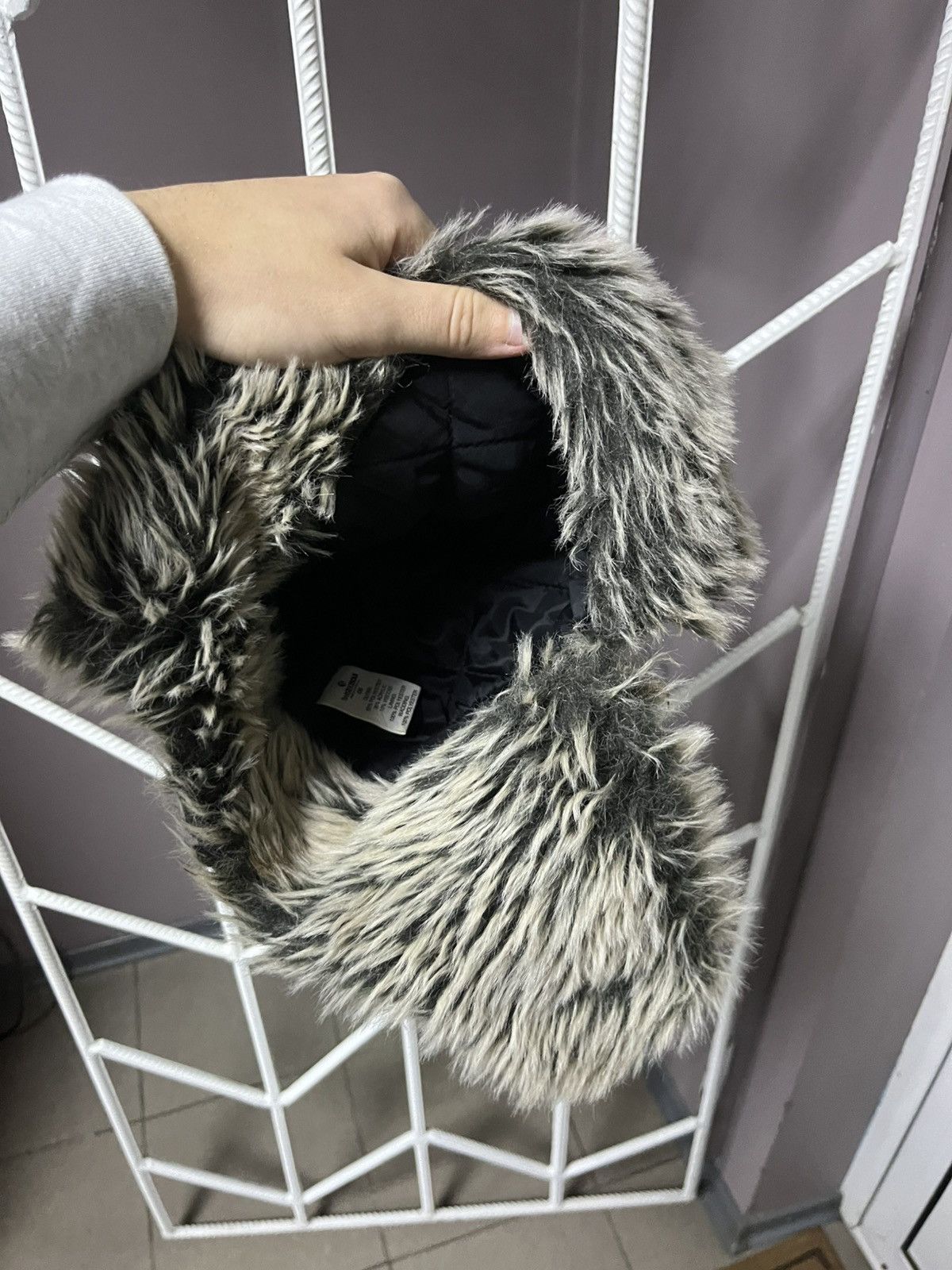 Japanese Brand Ushanka Trapper Hat Furry Mohair Fuzzy Fur Hat Y2K 90s rare Size ONE SIZE - 4 Thumbnail