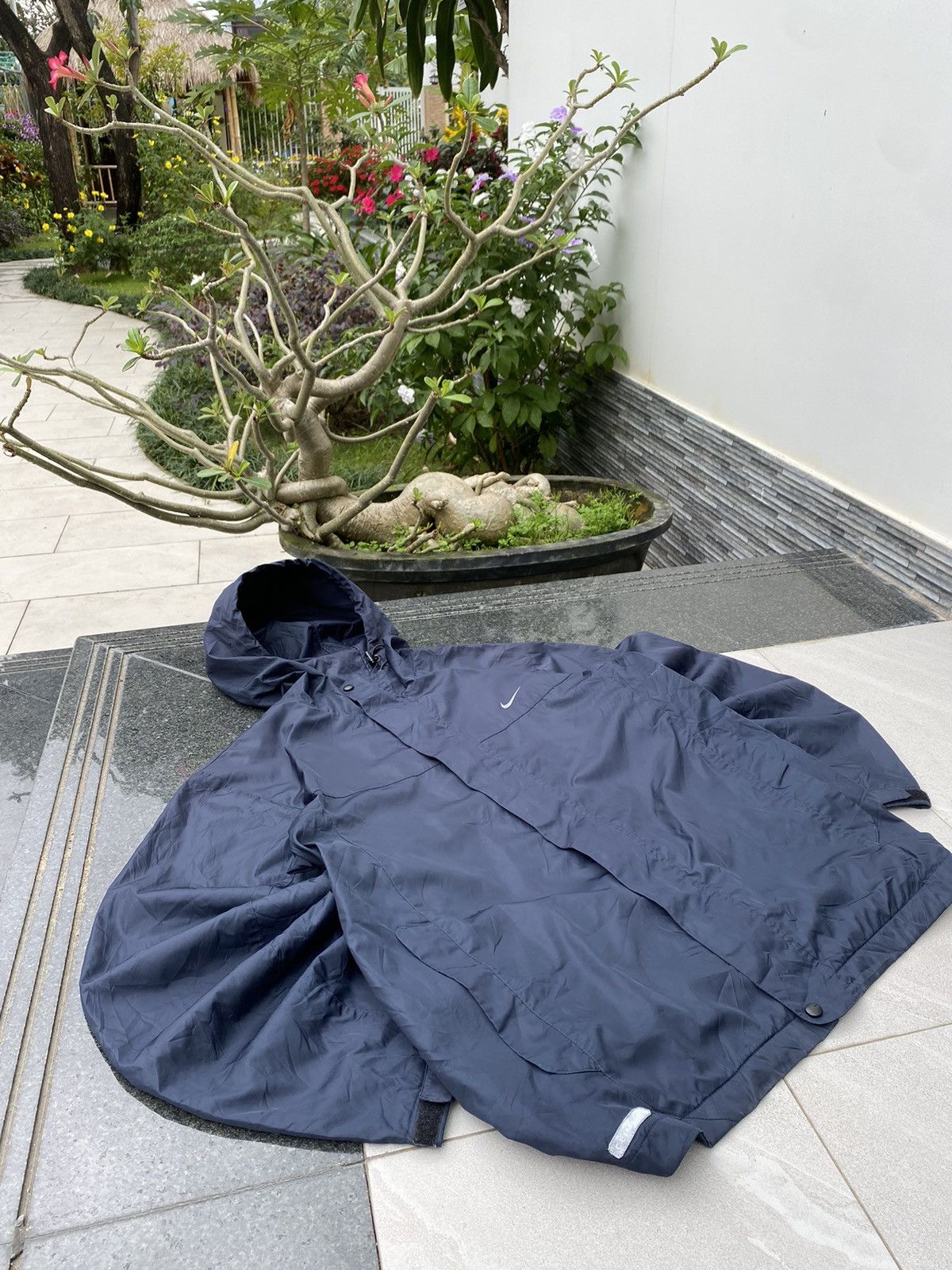 Nike × Vintage 90S NIKE VINTAGE BASIC LOGO Y2K OVERSIZED NYLON JACKET Size US L / EU 52-54 / 3 - 2 Thumbnail