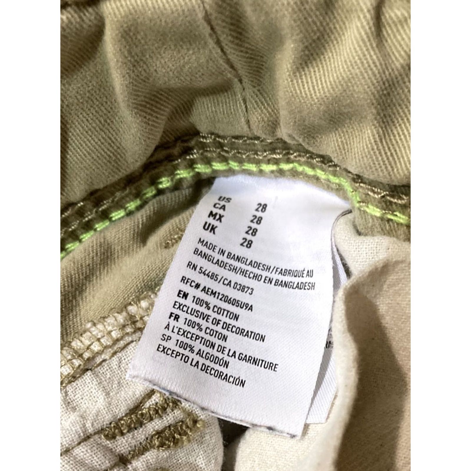 American Eagle Outfitters American Eagle Cargo Shorts Mens 28x10 Flat Front Cotton Pockets Khaki Casual Denim Solid 28 Mens Size US 28 / EU 44 - 8 Thumbnail