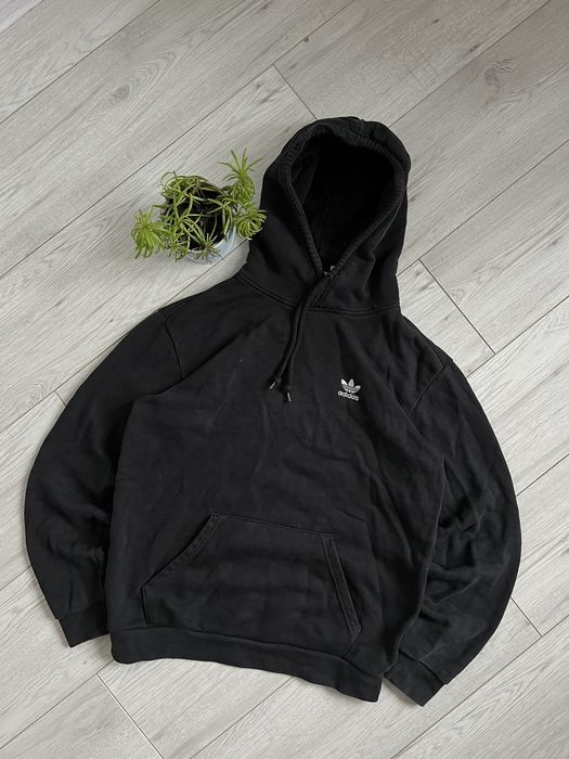 Adidas discount streetwear hoodie
