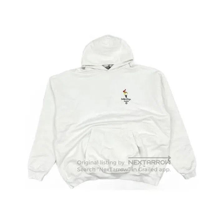Balenciaga Balenciaga White Graphic Print Long Sleeve Hoodie. Size US XXS / EU 40 - 2 Thumbnail