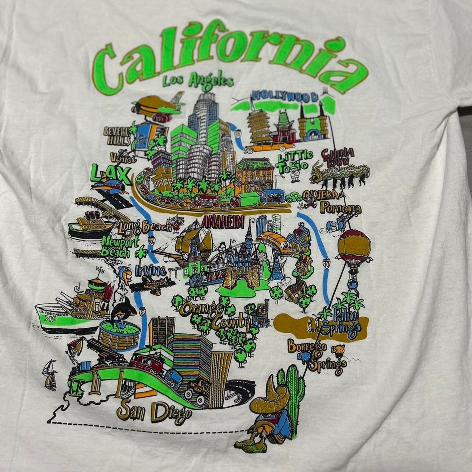 Fruit Of The Loom **Vintage 1990s Green and White Southern California Graphic Size US L / EU 52-54 / 3 - 2 Thumbnail