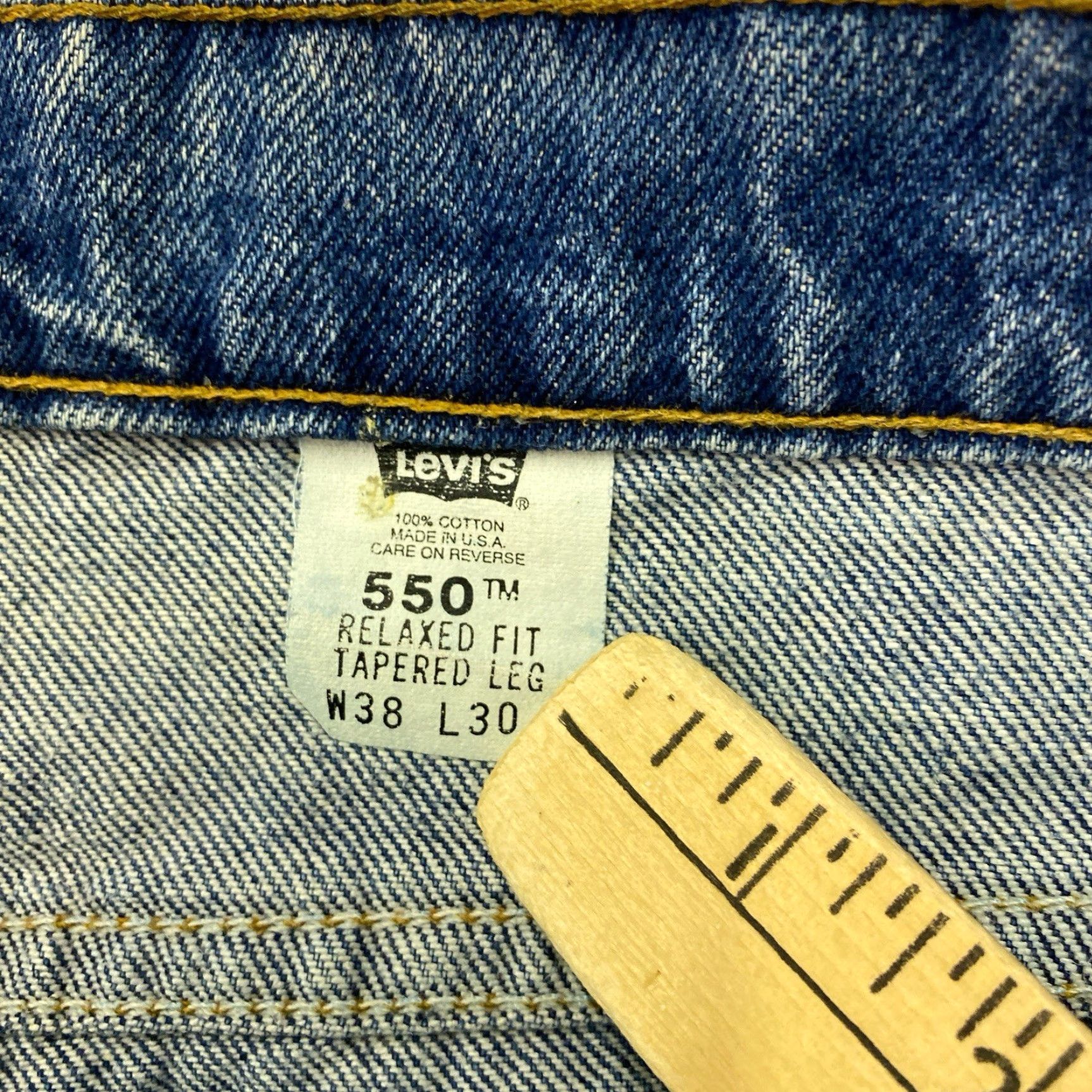 Levi's VINTAGE Levi's 550 Jeans Relaxed 38x30 35x29 Blue Denim Mens Made in USA 90s Distressed Pockets 5-Pocket Design Jeans Size US 38 / EU 54 - 3 Thumbnail