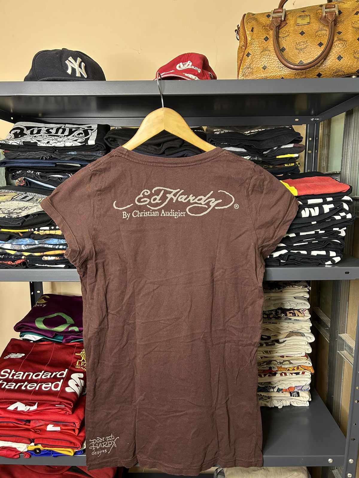 Christian Audigier × Vintage Vintage Ed Hardy Koi Fish Tee Brown Y2K Christian Audigier Size L / US 10 / IT 46 - 4 Thumbnail