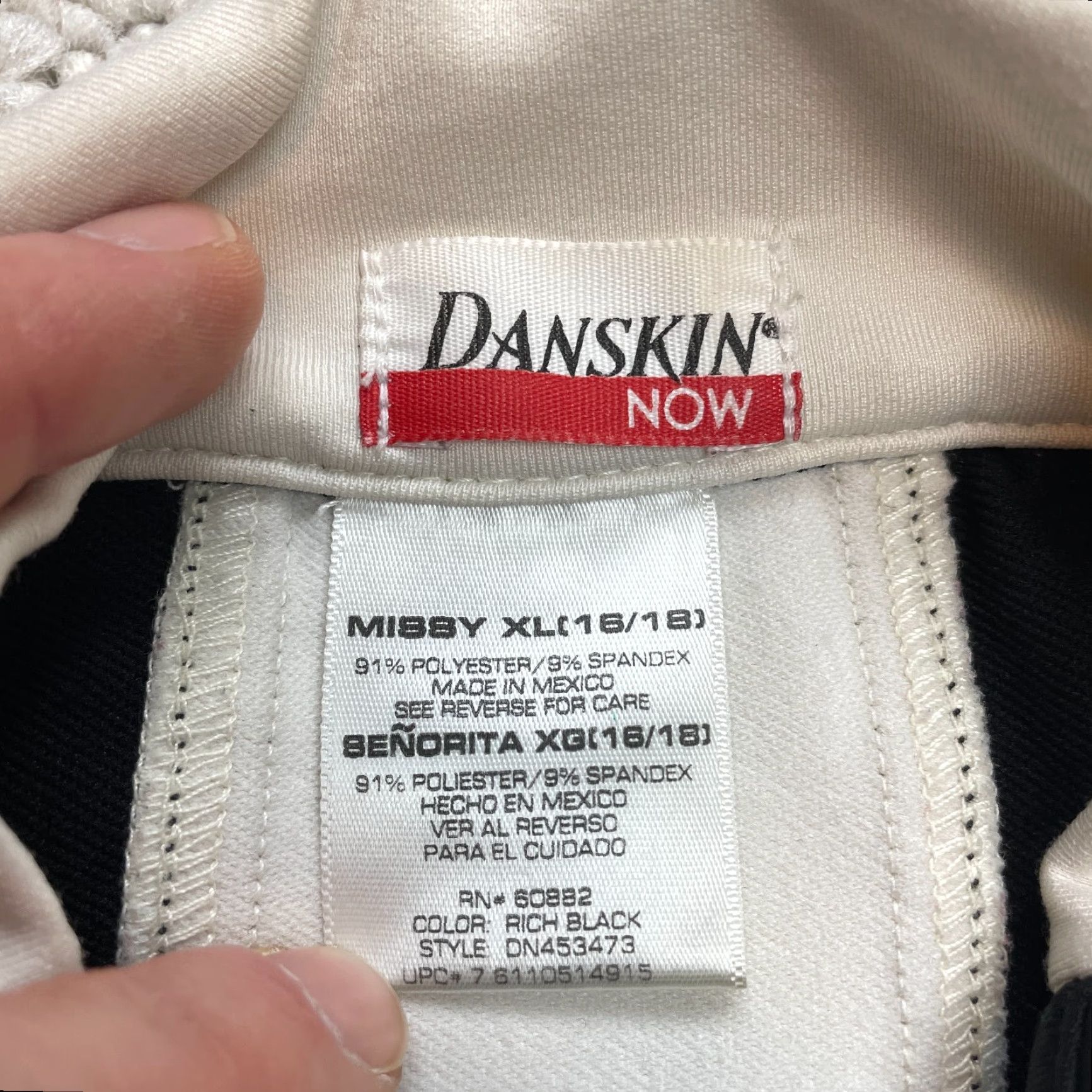 Vintage Danskin Track Jacket Womens XL 16/18 Black Full Zip Polyester Shoes? Size XL / US 12-14 / IT 48-50 - 6 Thumbnail
