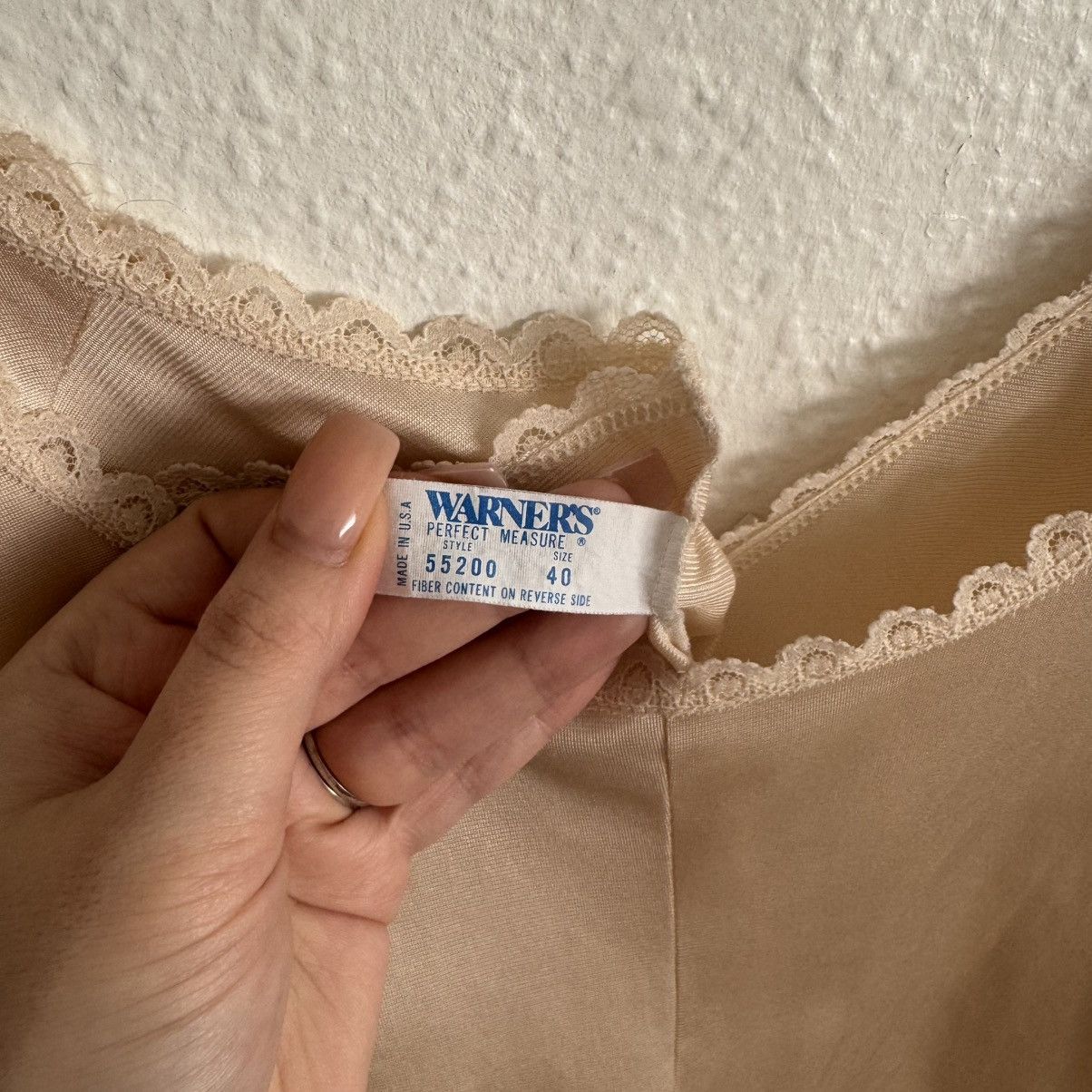 Vintage WARNERS Vintage 90s Beige Lace Trim Thin Strap Camisole Top Size L / US 10 / IT 46 - 6 Thumbnail