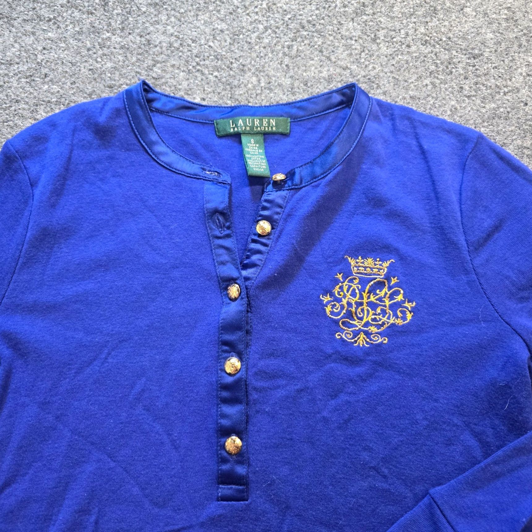 Ralph Lauren Lauren Ralph Lauren Top Womens S Blue Henley Embroidered Preppy Casual Size S / US 4 / IT 40 - 2 Thumbnail