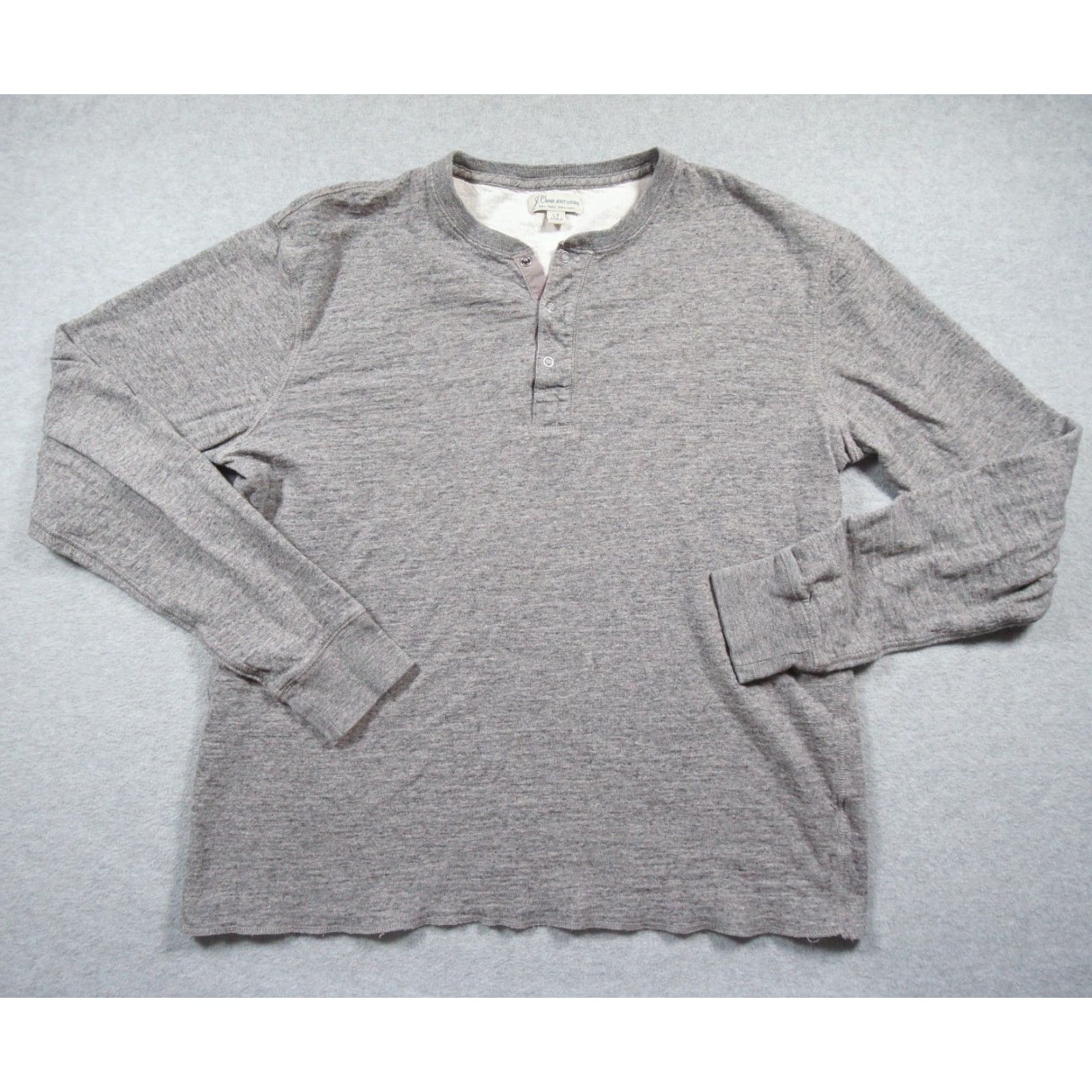 J.Crew JCrew Shirt Mens LT Gray Henley Long Sleeve Outdoor Adult Knit Goods Regular Big & Tall Size US L / EU 52-54 / 3 - 2 Thumbnail