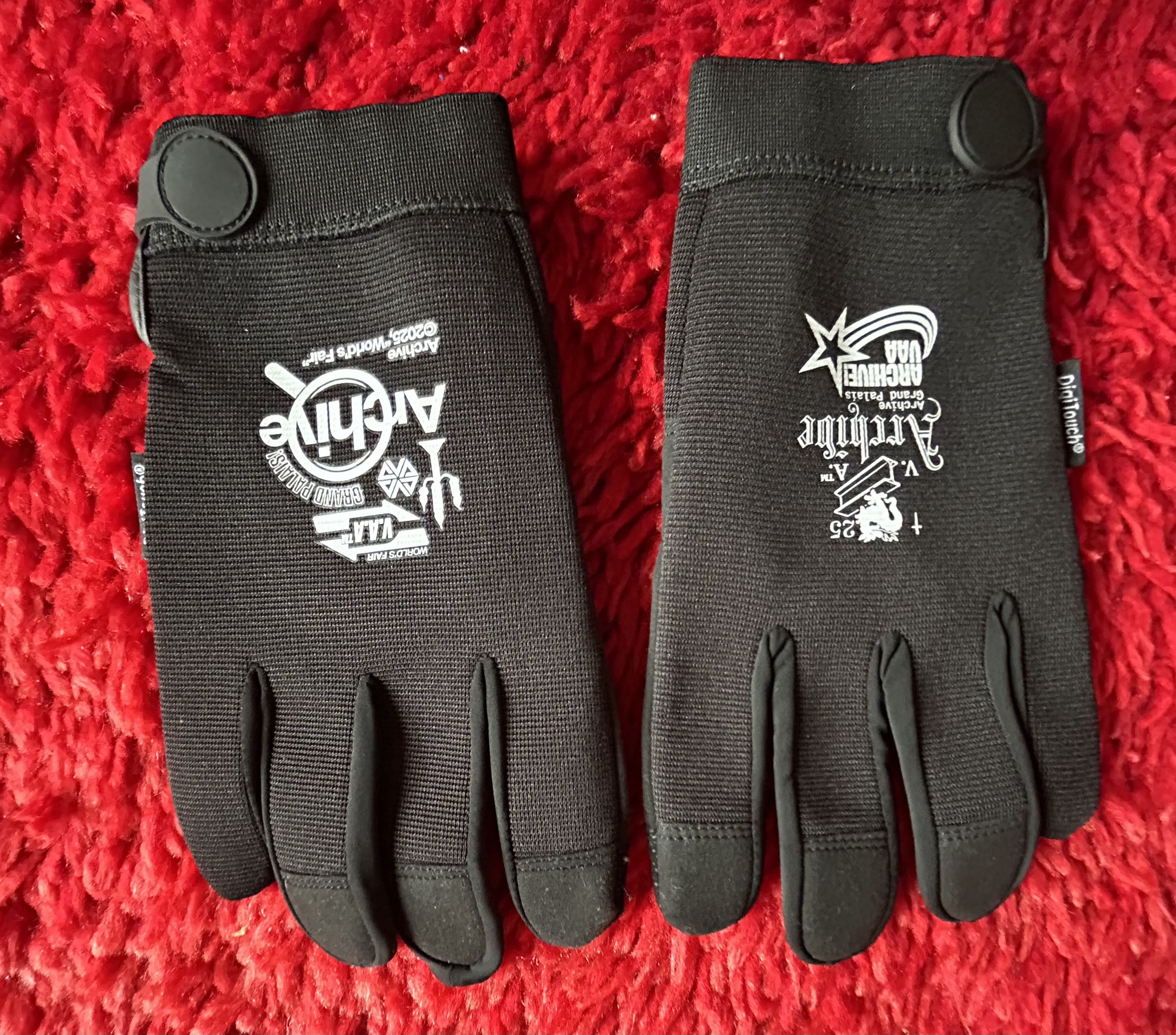 Virgil Abloh BLACK GLOVE VIRGIL ABLOH ARCHIEVE Size ONE SIZE - 1 Thumbnail