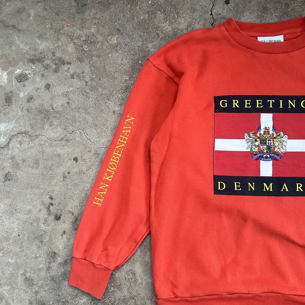 Han Kjobenhavn Han Kjobenhavn city logo faded sweatshirt Size US M / EU 48-50 / 2 - 3 Thumbnail