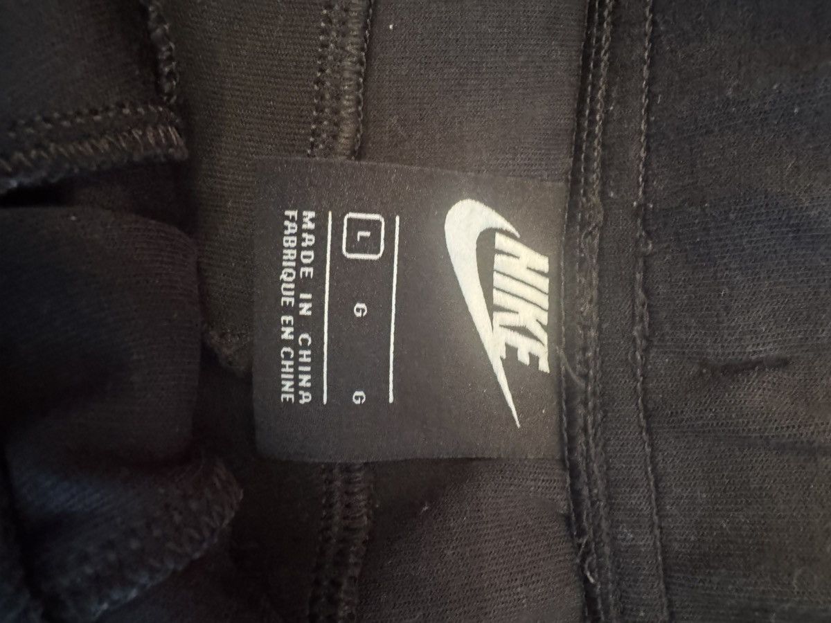 Nike Nike Tech Shorts Size US 32 / EU 48 - 4 Thumbnail