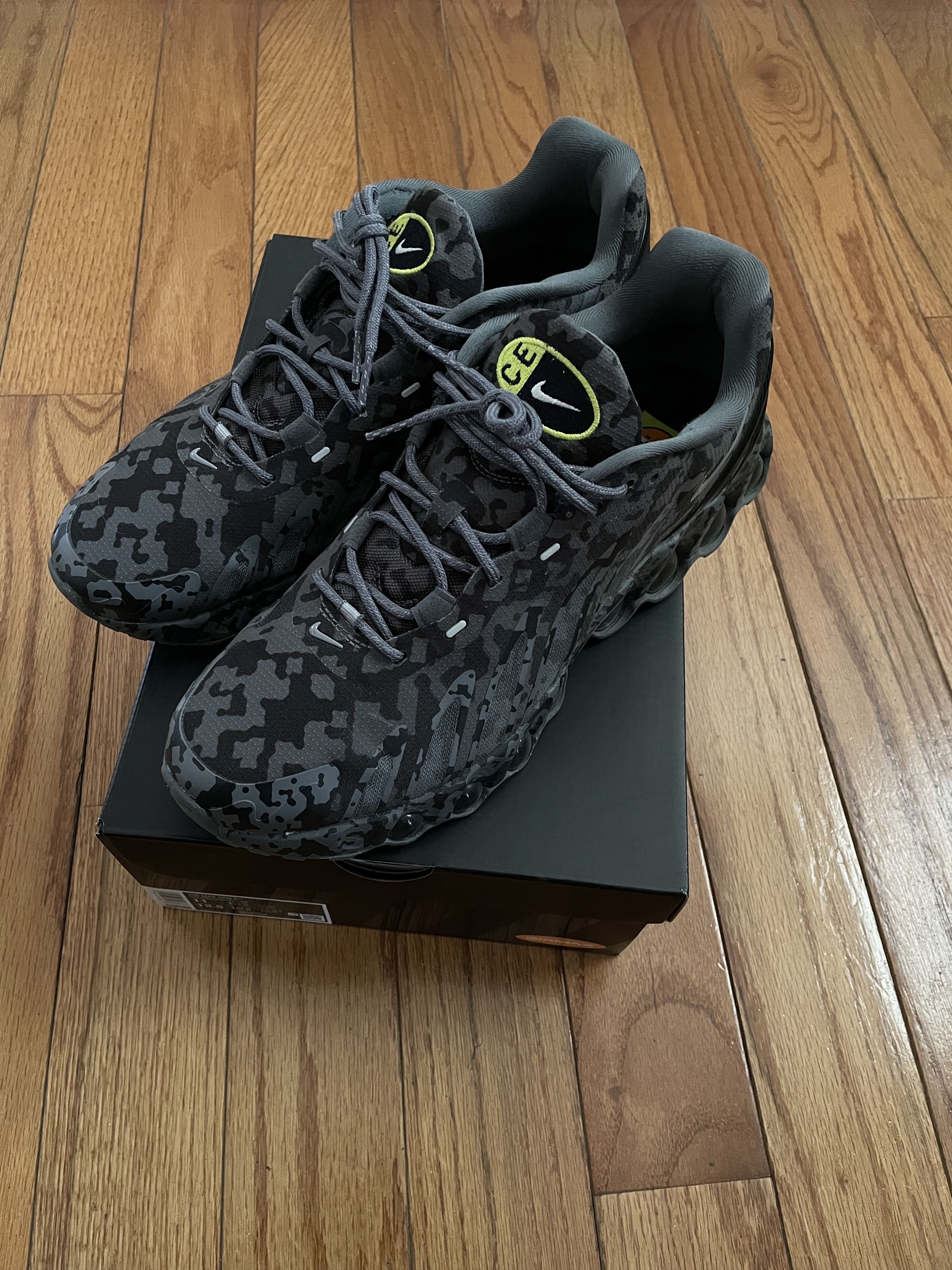 Cav Empt × Nike Nike Cav Empt Air Max DN8 Black/Grey 11 Size US 11 / EU 44 - 2 Thumbnail