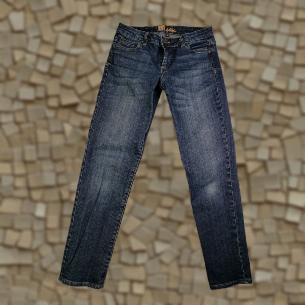 Vintage KUT from the Kloth Jeans Womens Size 6 Medium Wash Blue Denim EUC Skinny Regular 5-Pocket Belt Loops Size 28" / US 6 / IT 42 - 1 Thumbnail
