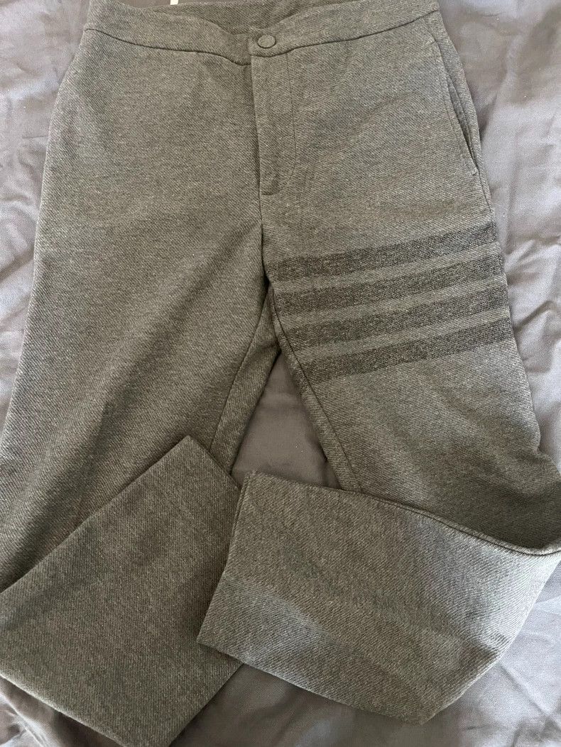 Thom Browne Thom Browne size1 Casual button-up shorts Size US 26 / EU 42 - 1 Thumbnail