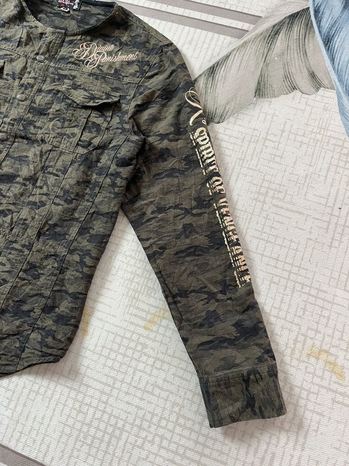 Japanese Brand Rare Divine Retribution camoflouge Geisha jaket Size US L / EU 52-54 / 3 - 7 Thumbnail