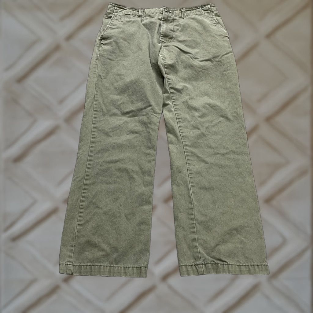 Old Navy NAVY Old Navy Chino Pants Mens 32x29 Army Green Straight Leg Flat Front Pocket Casual Size US 32 / EU 48 - 1 Thumbnail