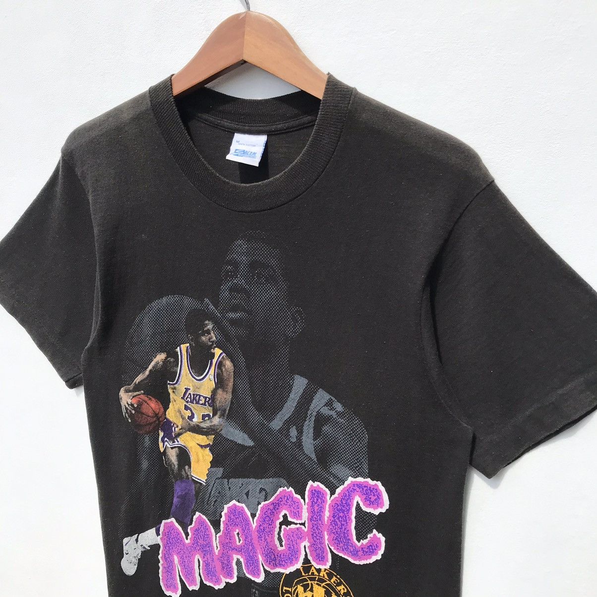 NBA × Vintage Vintage 90s Magic Johnson Lakers NBA Shirt SunFaded Size US S / EU 44-46 / 1 - 6 Thumbnail