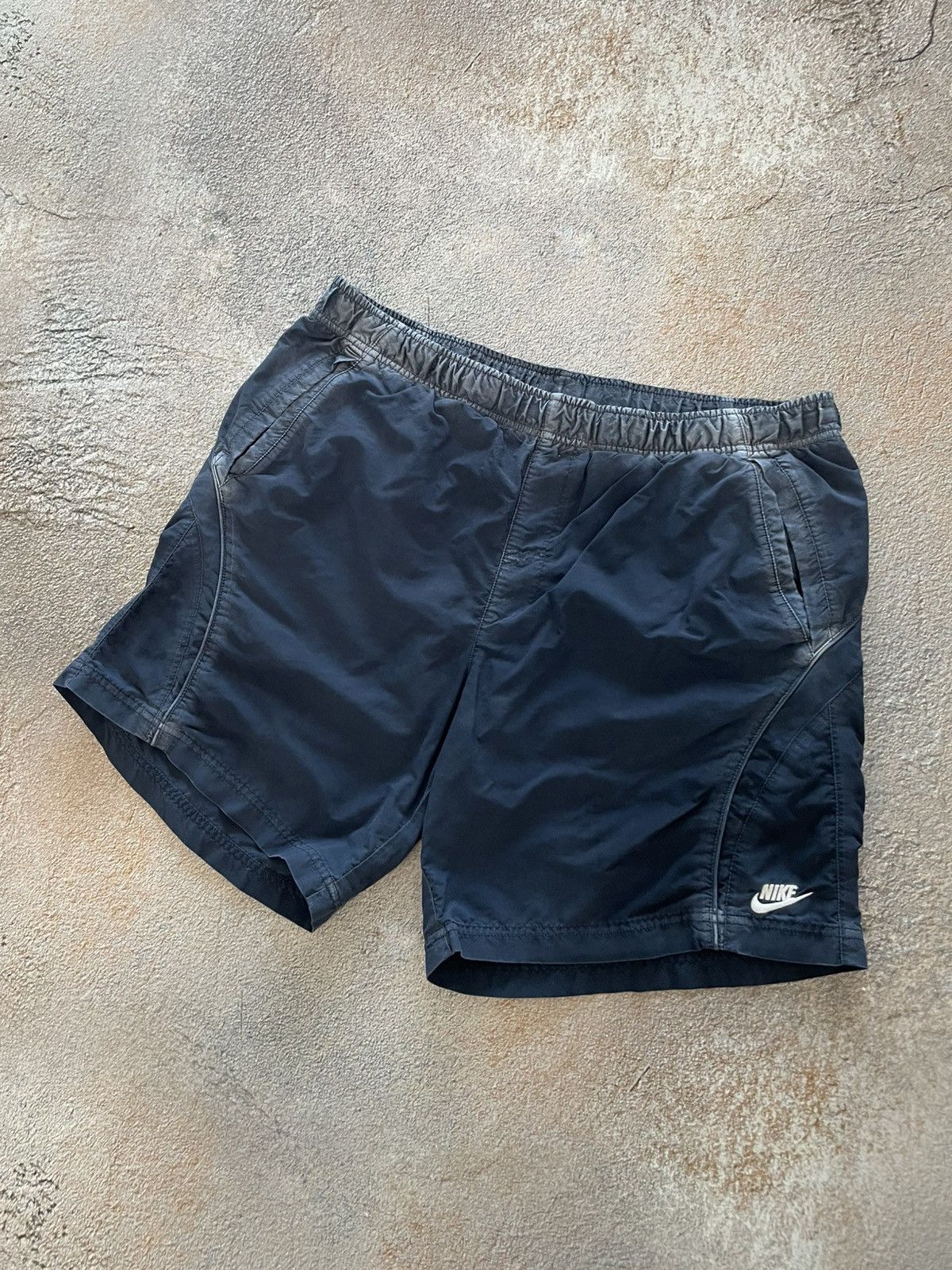 Nike Vintage Nike Small Logo Nylon Washed Shorts Size US 34 / EU 50 - 2 Thumbnail