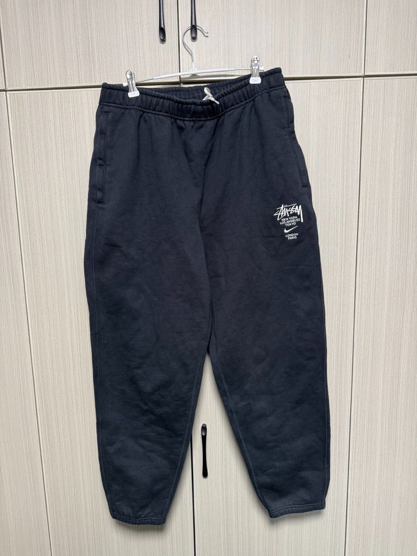 Nike Nike Sweatpants 34 Men Size US 34 / EU 50 - 1 Thumbnail