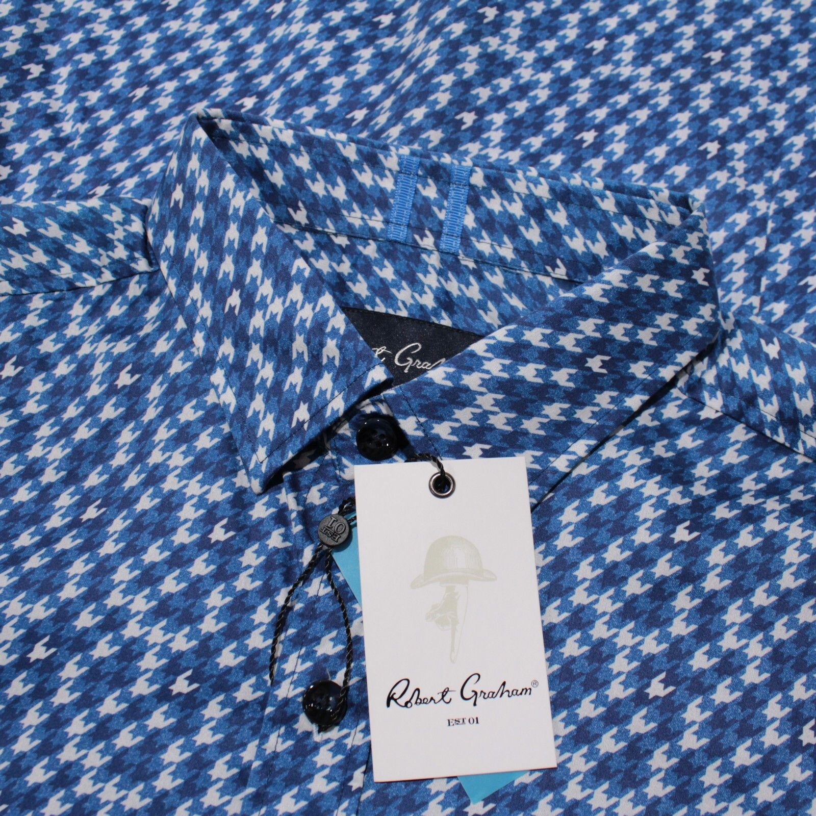 Robert Graham Robert Graham New with tags Shirt Size L US In Blue Size US L / EU 52-54 / 3 - 1 Thumbnail