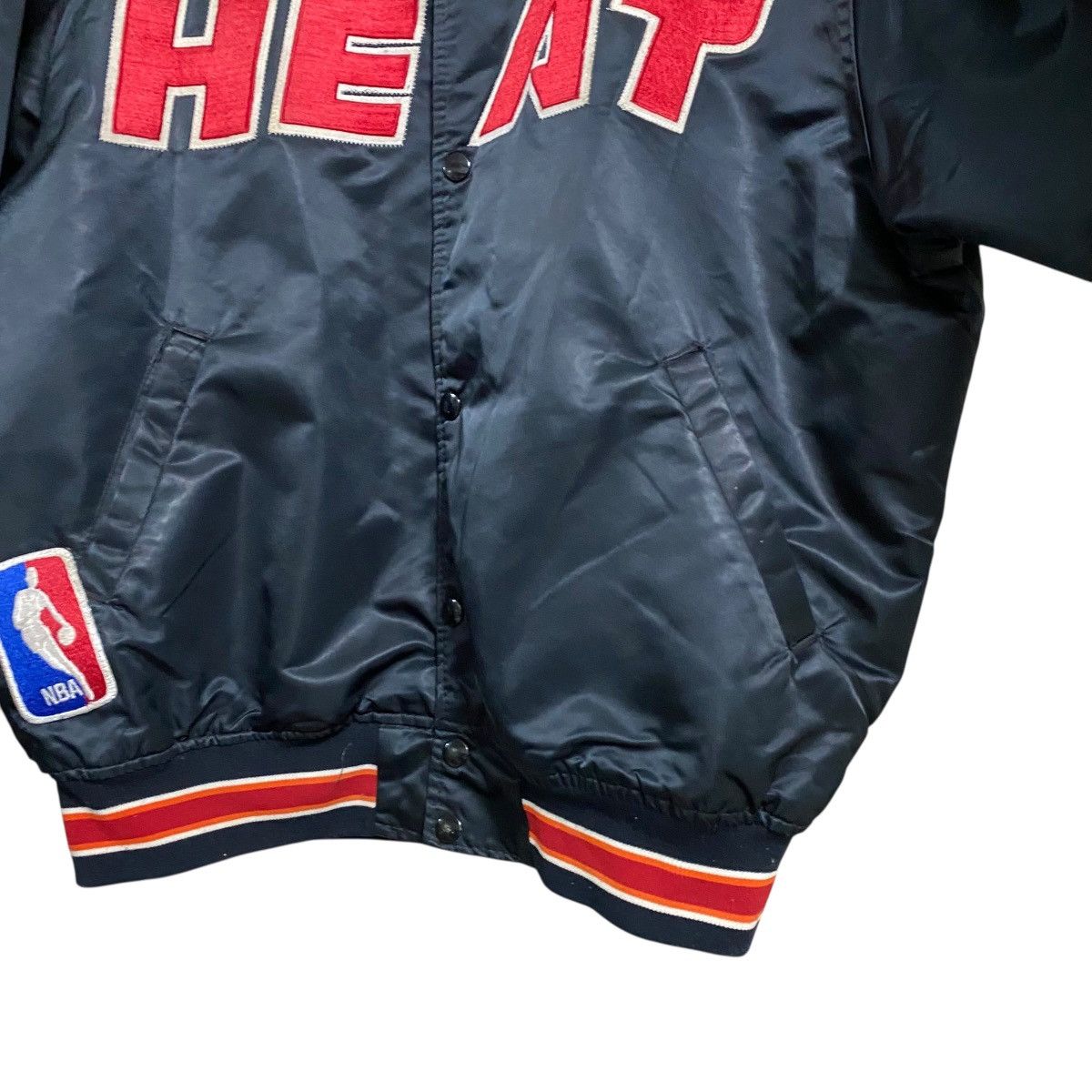 NBA Vintage 80s Miami Heat Sateen Bomber Jacket Starter Size US L / EU 52-54 / 3 - 8 Thumbnail