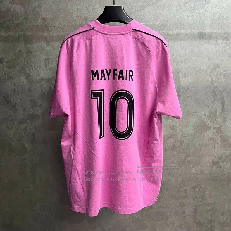 Balenciaga Balenciaga Pink Logo Print Short Sleeve T-shirt. Size US S / EU 44-46 / 1 - 4 Thumbnail