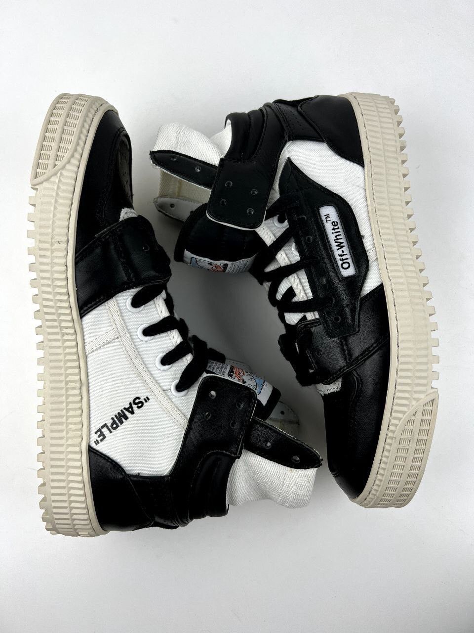 Off-White OFF-WHITE High-top court 3.0 sneakers "Sample pair" Size US 7 / EU 40 - 12 Thumbnail