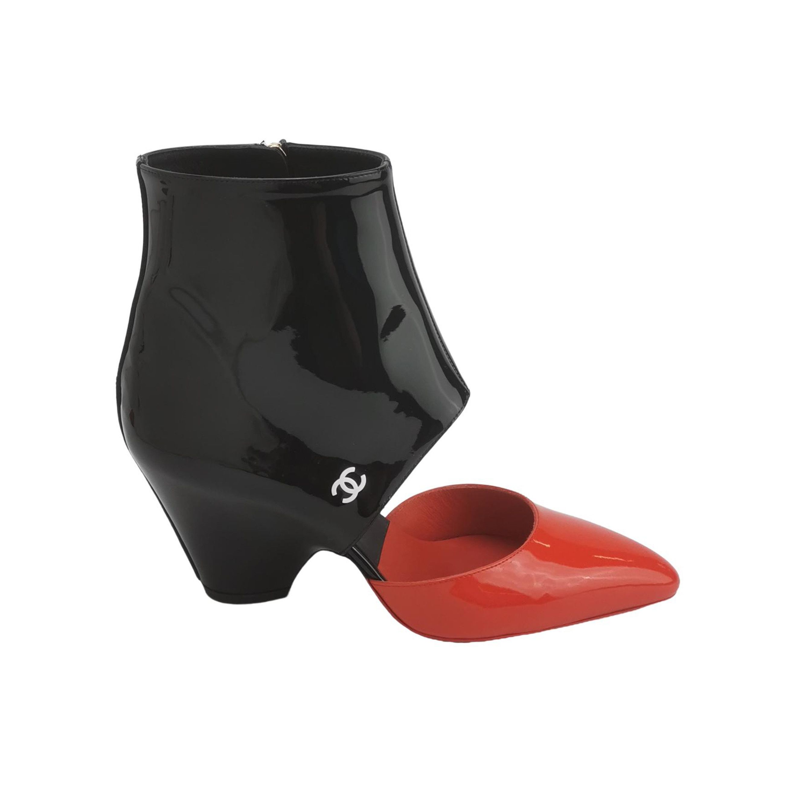Chanel Chanel Women 7 Boots Size US 7 / IT 37 - 1 Thumbnail