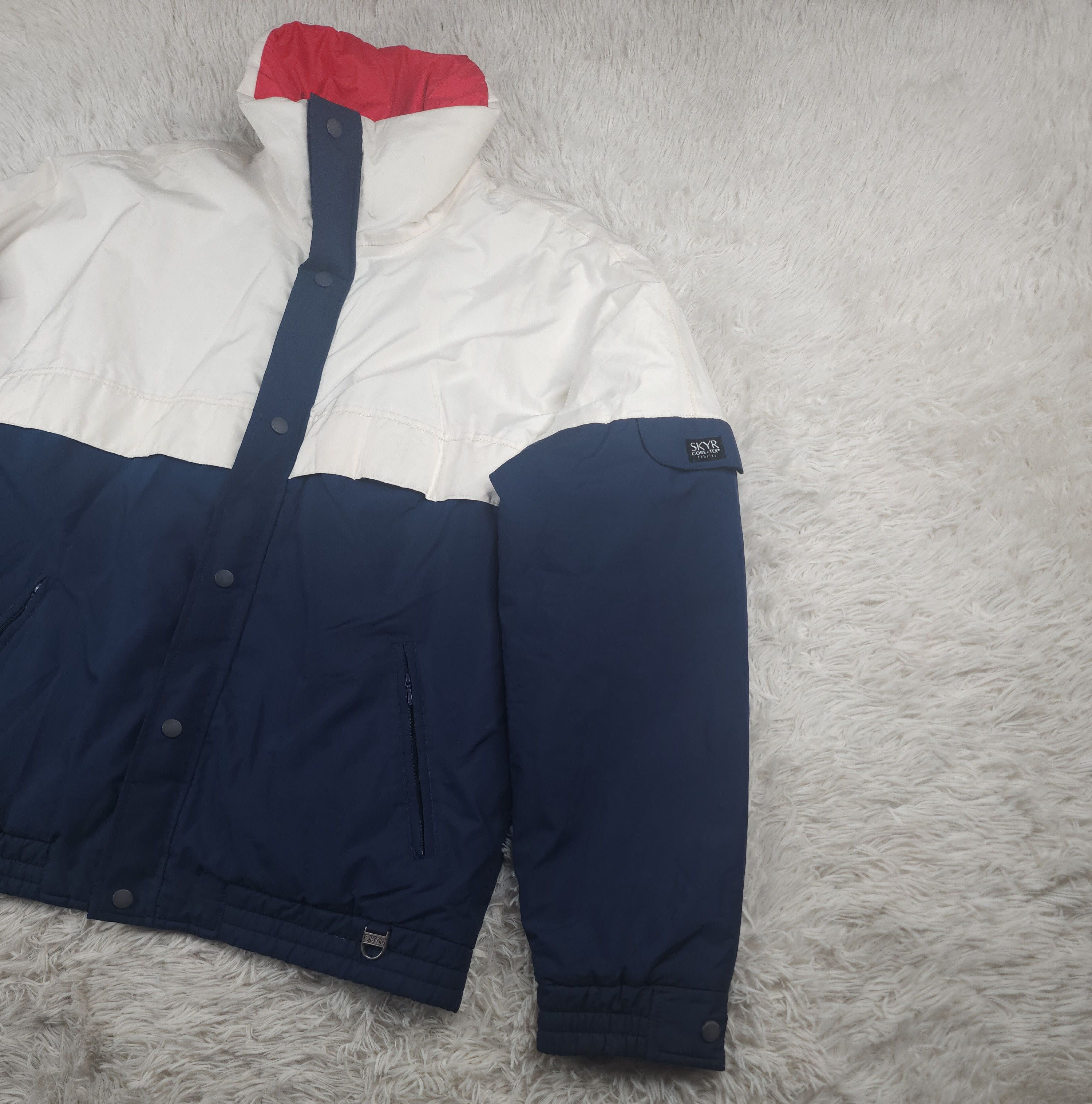 Goretex SKYR Gore-Tex men's puffer jacket Size US L / EU 52-54 / 3 - 2 Thumbnail