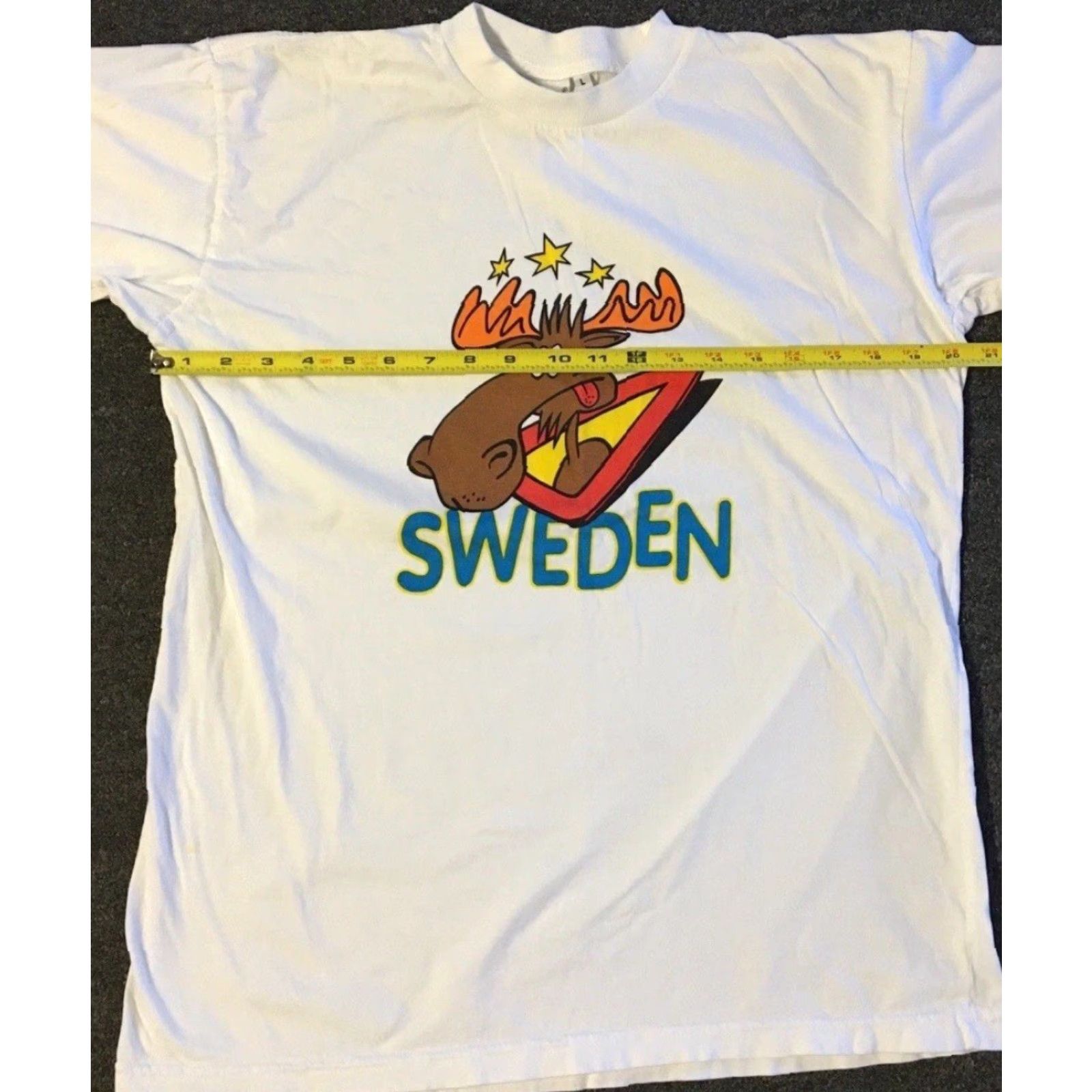 Vintage VINTAGE Sweden Moose Shirt S Cartoon Funny Nature Grunge 90s 80s Skate Animal T-Shirt Mens White Size S Size US S / EU 44-46 / 1 - 7 Thumbnail