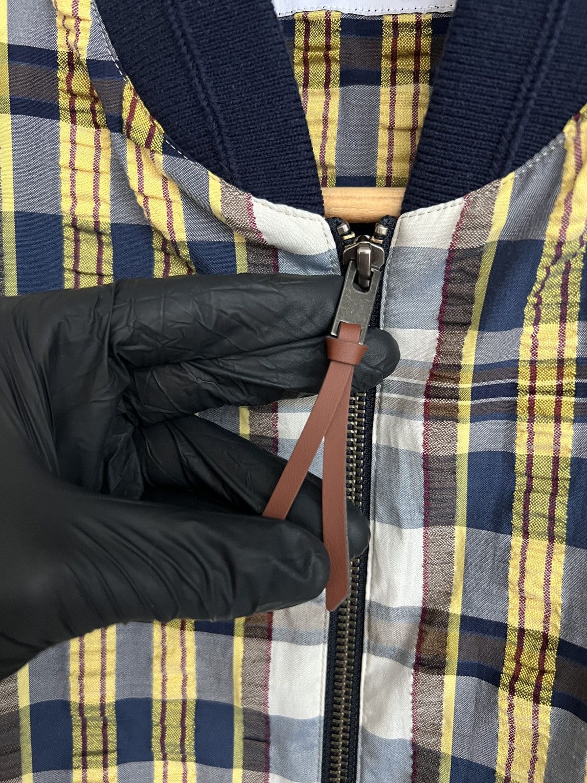 JW Anderson × Uniqlo J.W. Anderson x Uniqlo Plaid Bomber Jacket Mens Size M Size US M / EU 48-50 / 2 - 10 Thumbnail