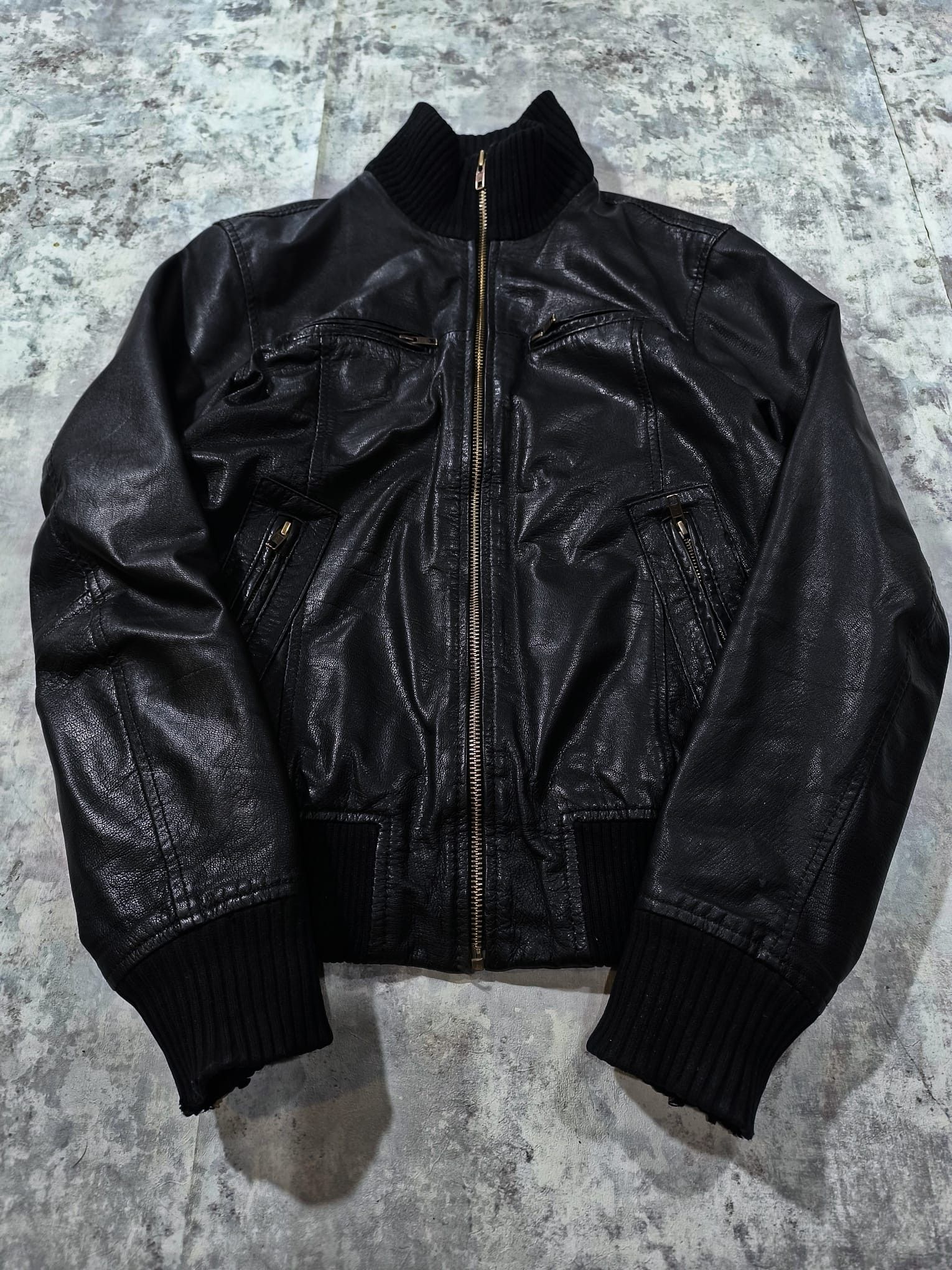 Leather vtg black leather bomber jacket Size US S / EU 44-46 / 1 - 3 Thumbnail