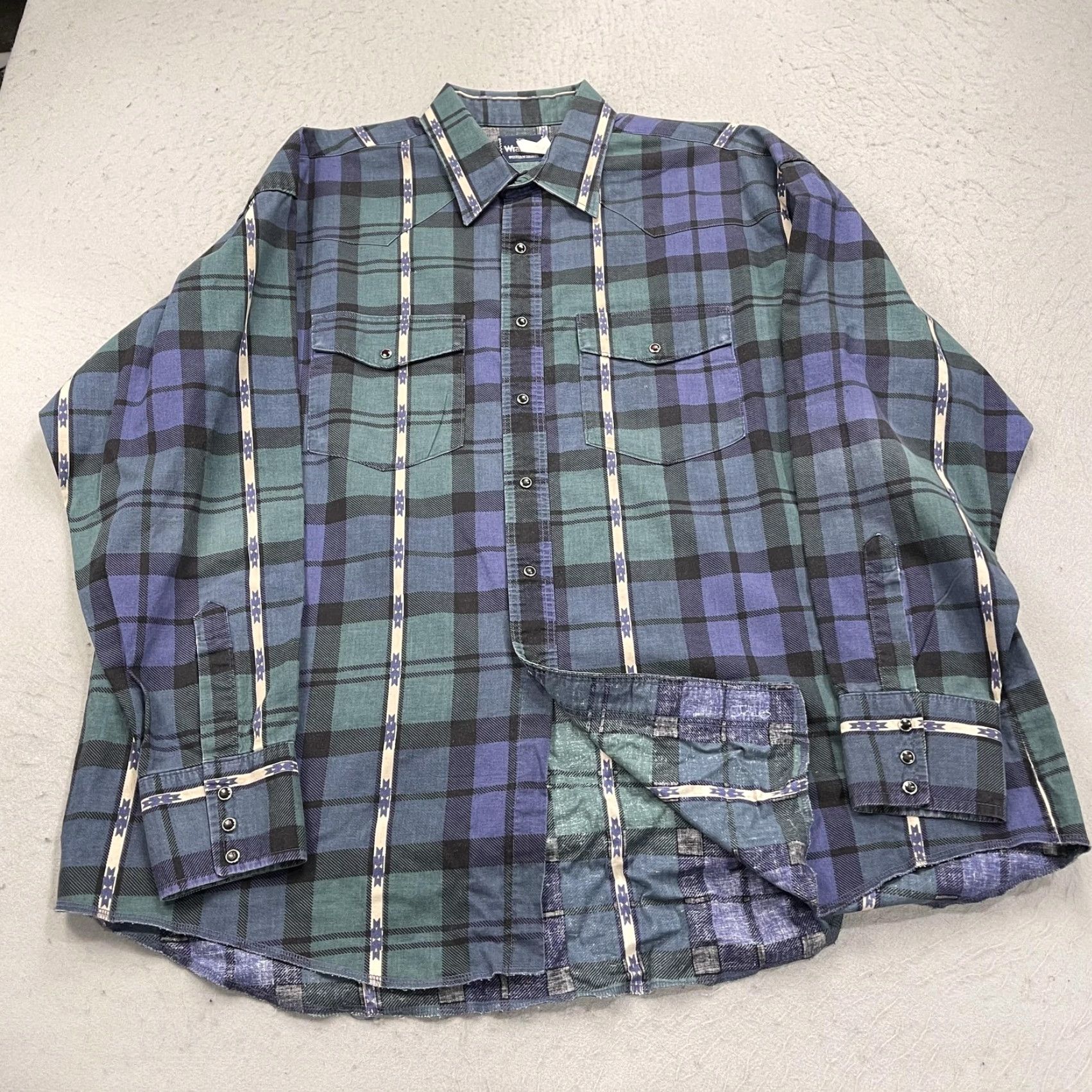 Wrangler VINTAGE Wrangler Shirt Mens 2XL Blue Green Plaid Western Pearl Snap Aztec USA Size US XXL / EU 58 / 5 - 2 Thumbnail