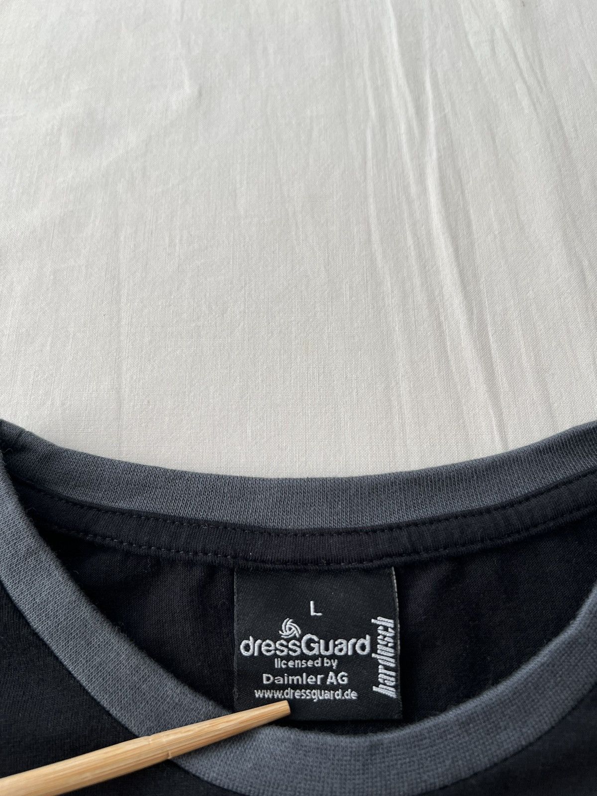 Mercedes-Benz Vintage 2000s Mercedes Benz Black T-shirt Size US L / EU 52-54 / 3 - 12 Thumbnail