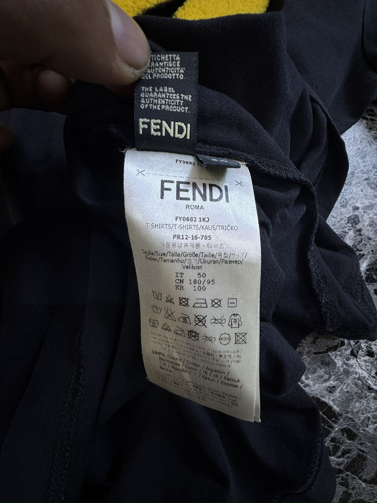 Fendi Fendi Black Fur Light Bulb T-shirt Size US M / EU 48-50 / 2 - 6 Thumbnail