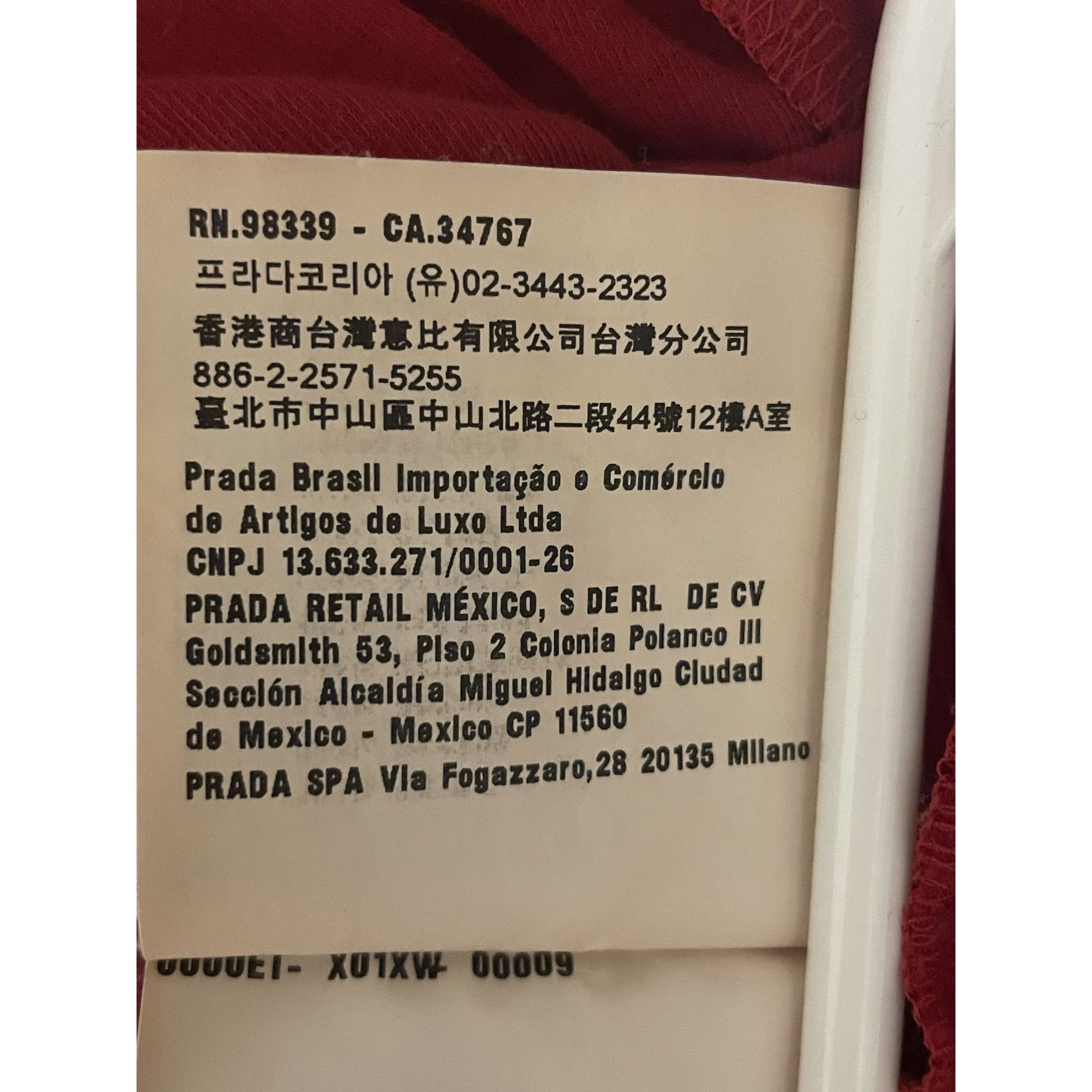 Miu Miu Miu Miu Womens Red Long-Sleeve Crewneck T-Shirt With Logo Pa Size S / US 4 / IT 40 - 11 Thumbnail